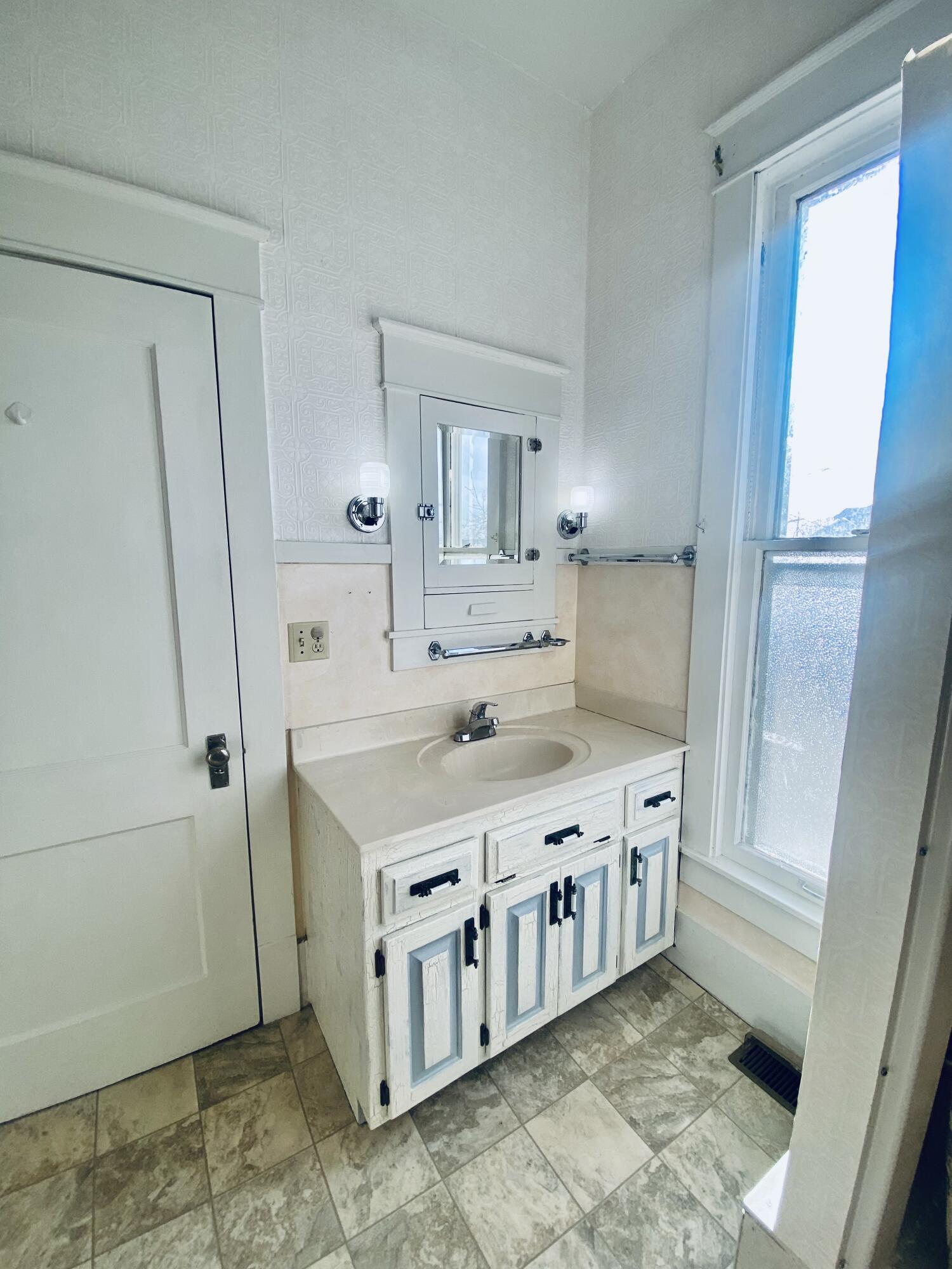 506 B Street Property Photo 61