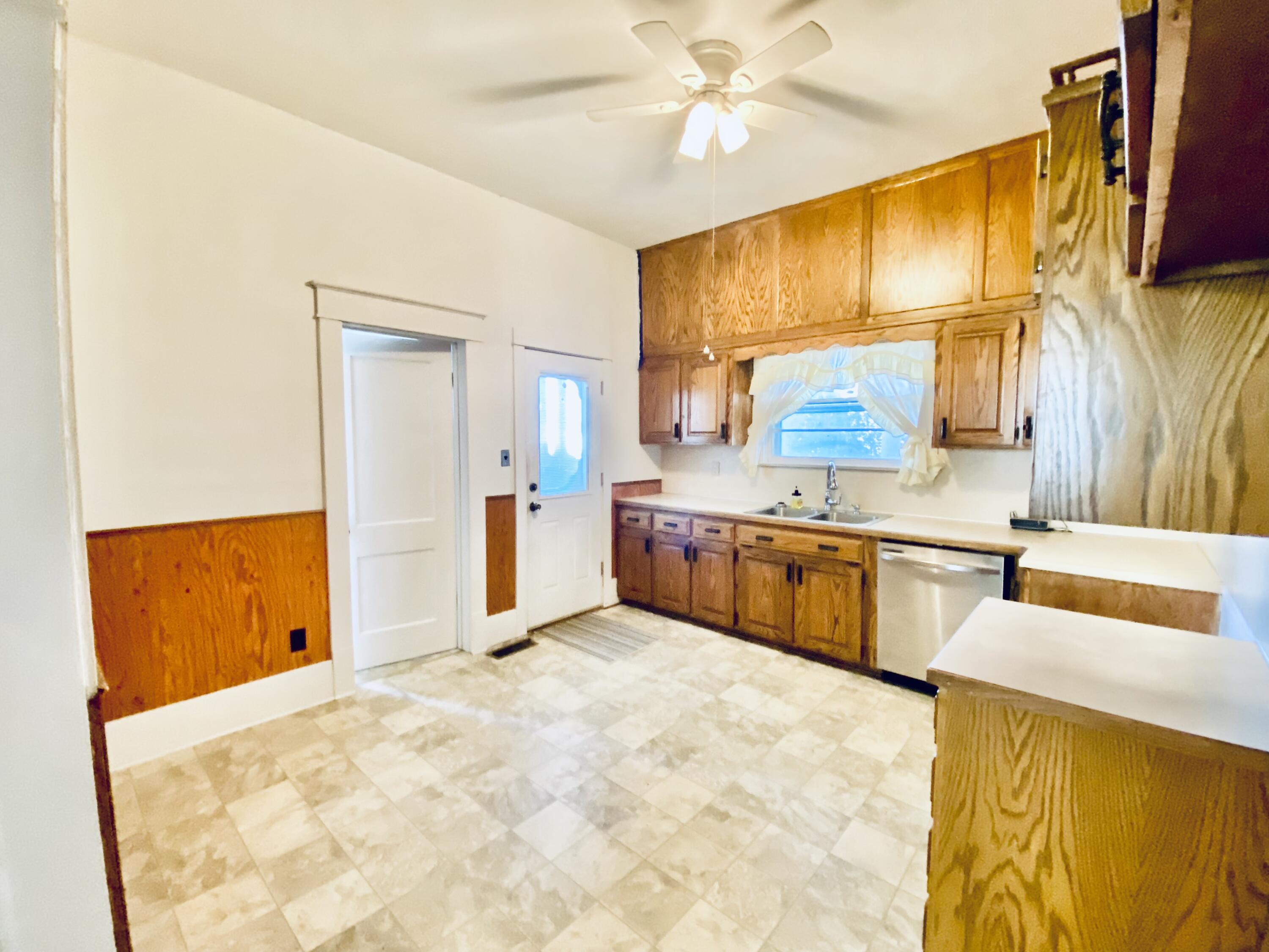 506 B Street Property Photo 67