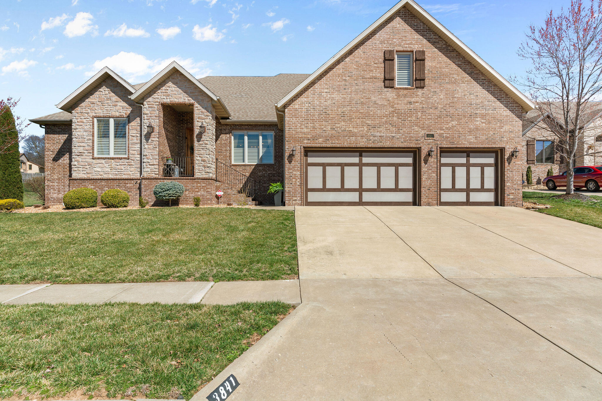 3841 East Rosebrier Street Property Photo
