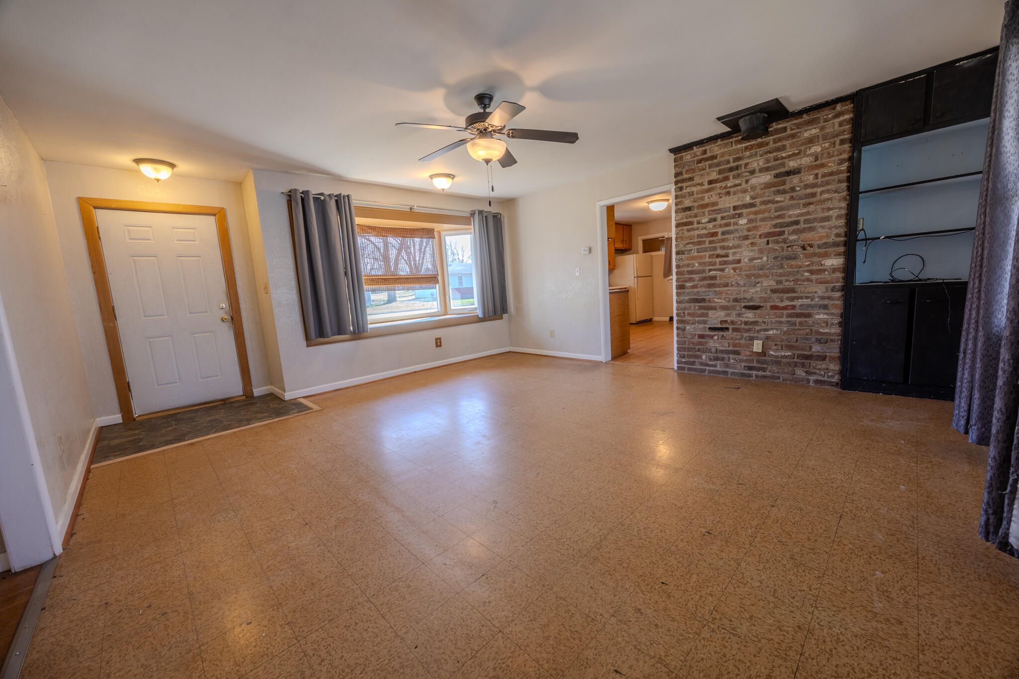 1451 West 5th Street Property Photo 6