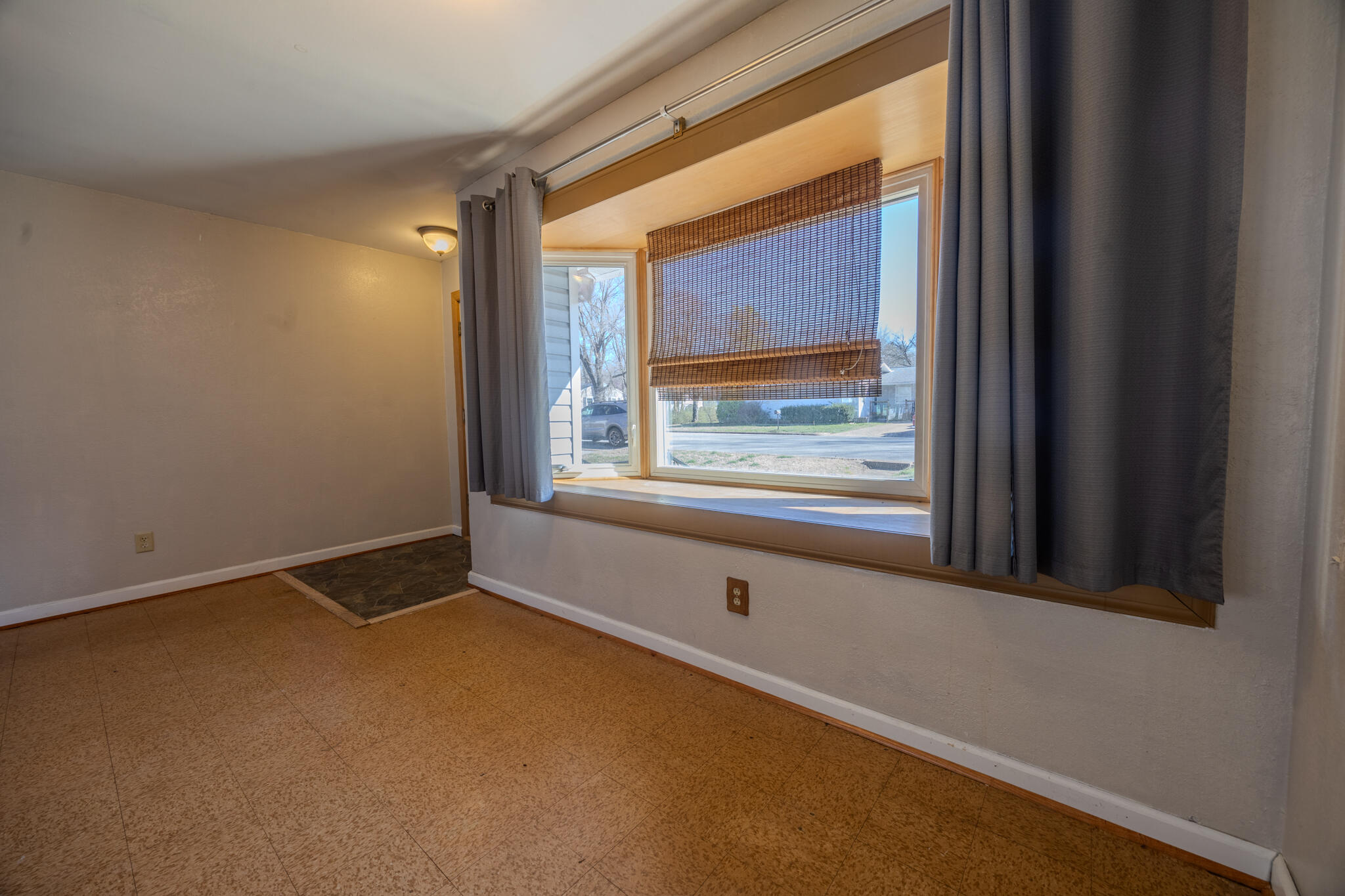 1451 West 5th Street Property Photo 7