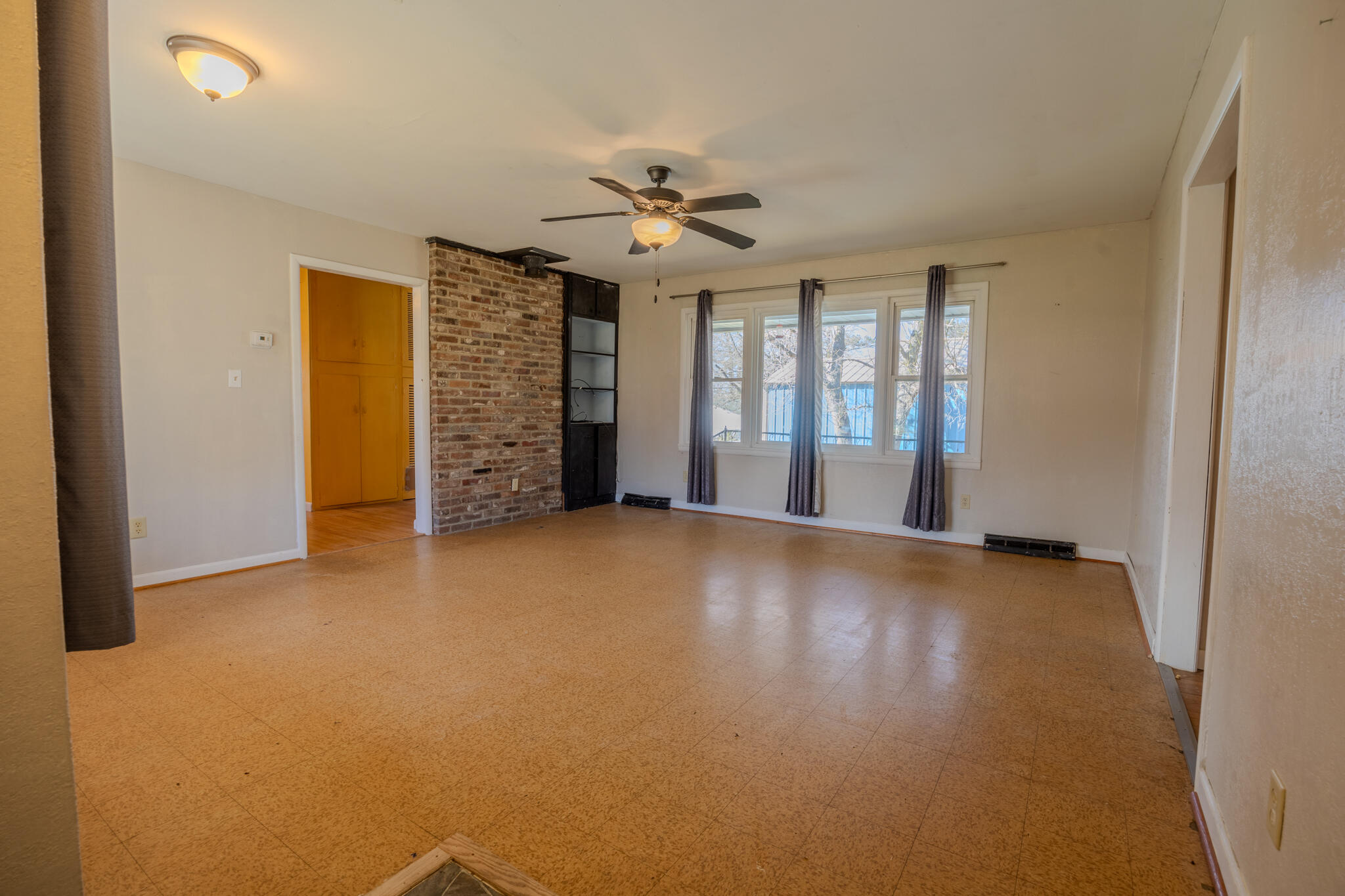 1451 West 5th Street Property Photo 8