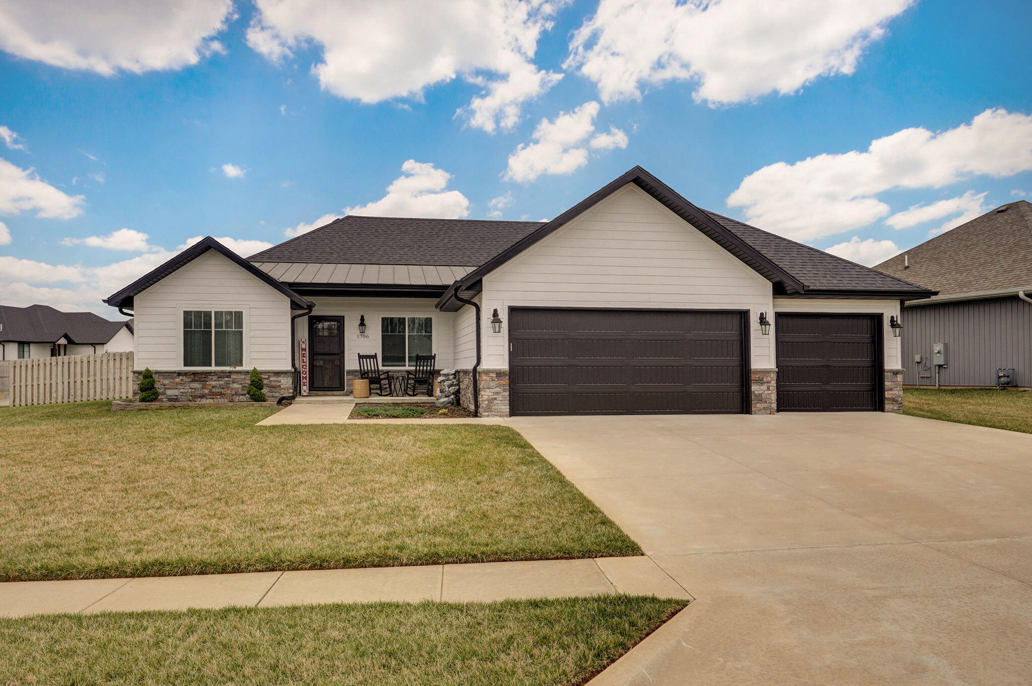 1706 East Calvary Camp Road Property Photo