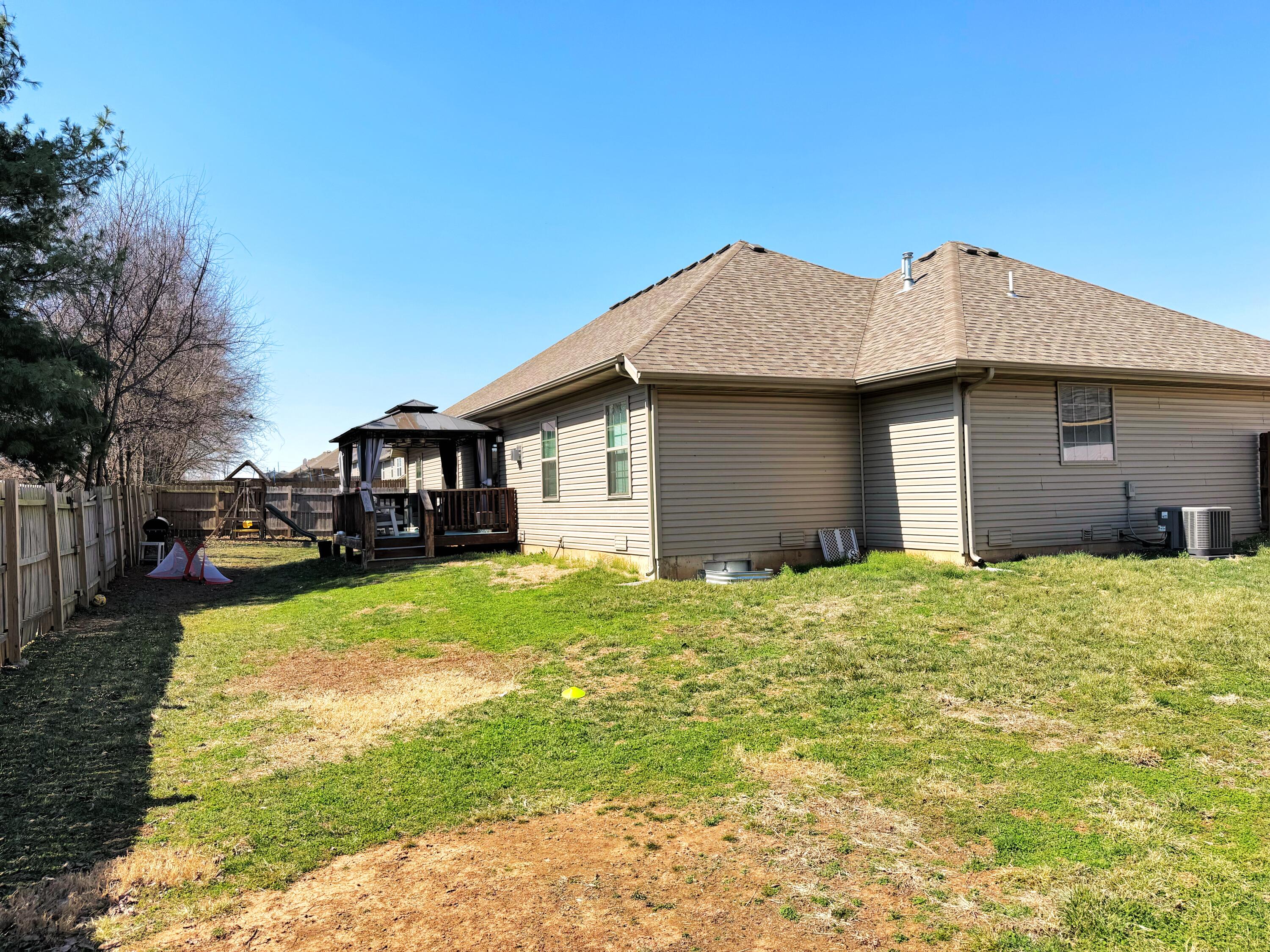 3564 West Overland Street Property Photo 3