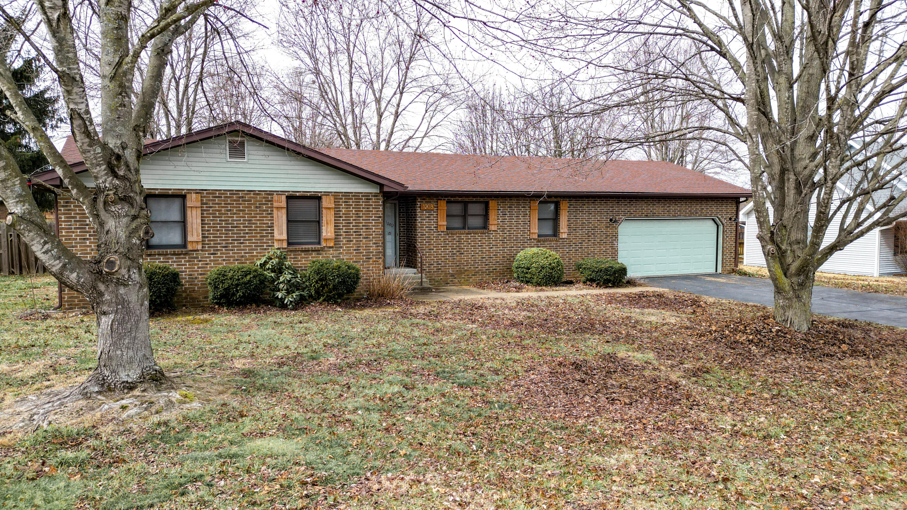 Mountain Grove Real Estate Listings Main Image