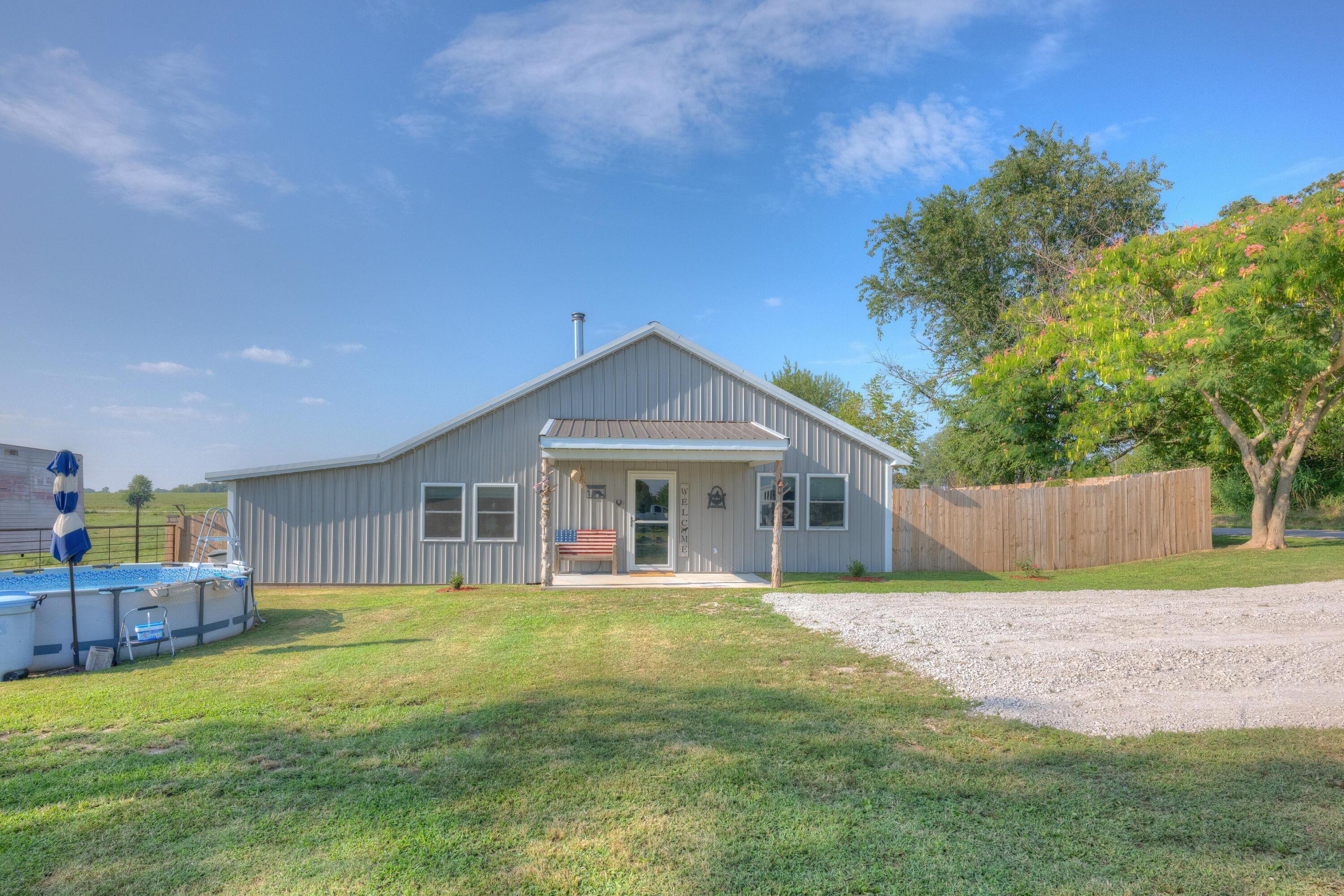 20090 Tiger Road Property Photo