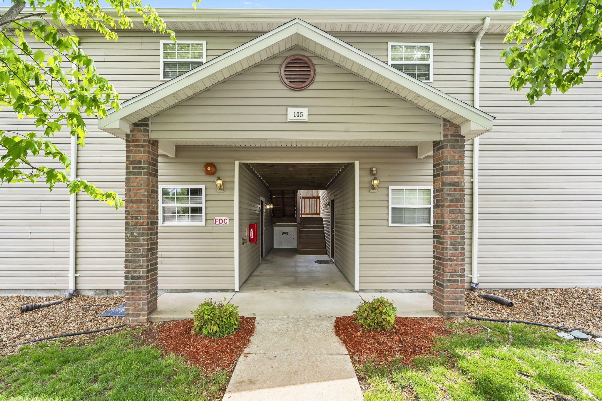 105 Garden Circle Property Photo 3