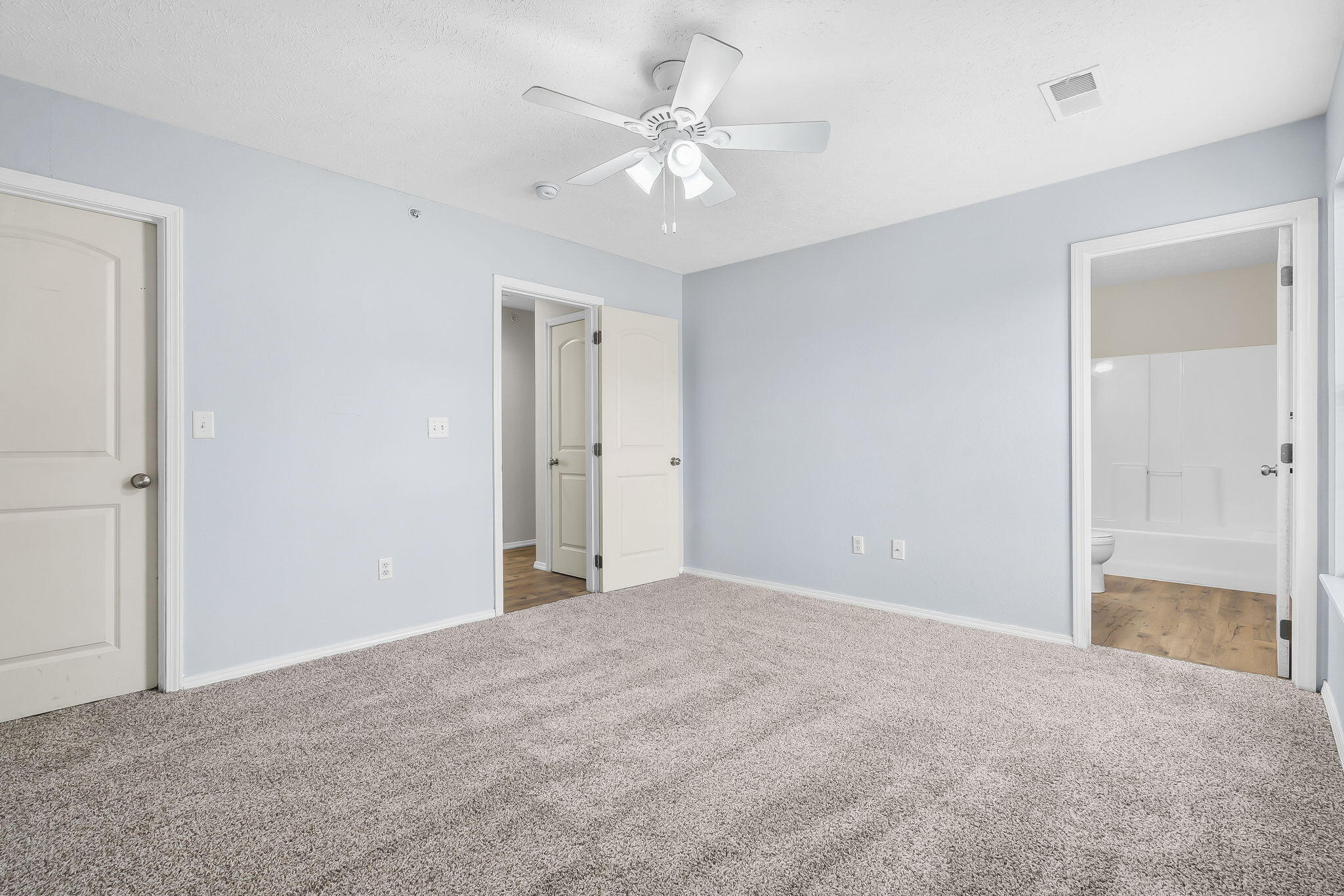 105 Garden Circle Property Photo 12