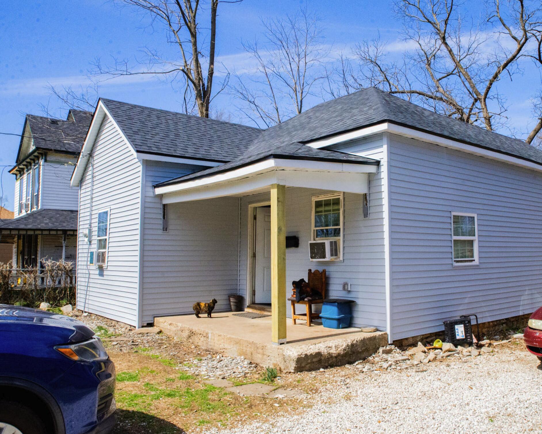 811 West Nichols Street Property Photo 2