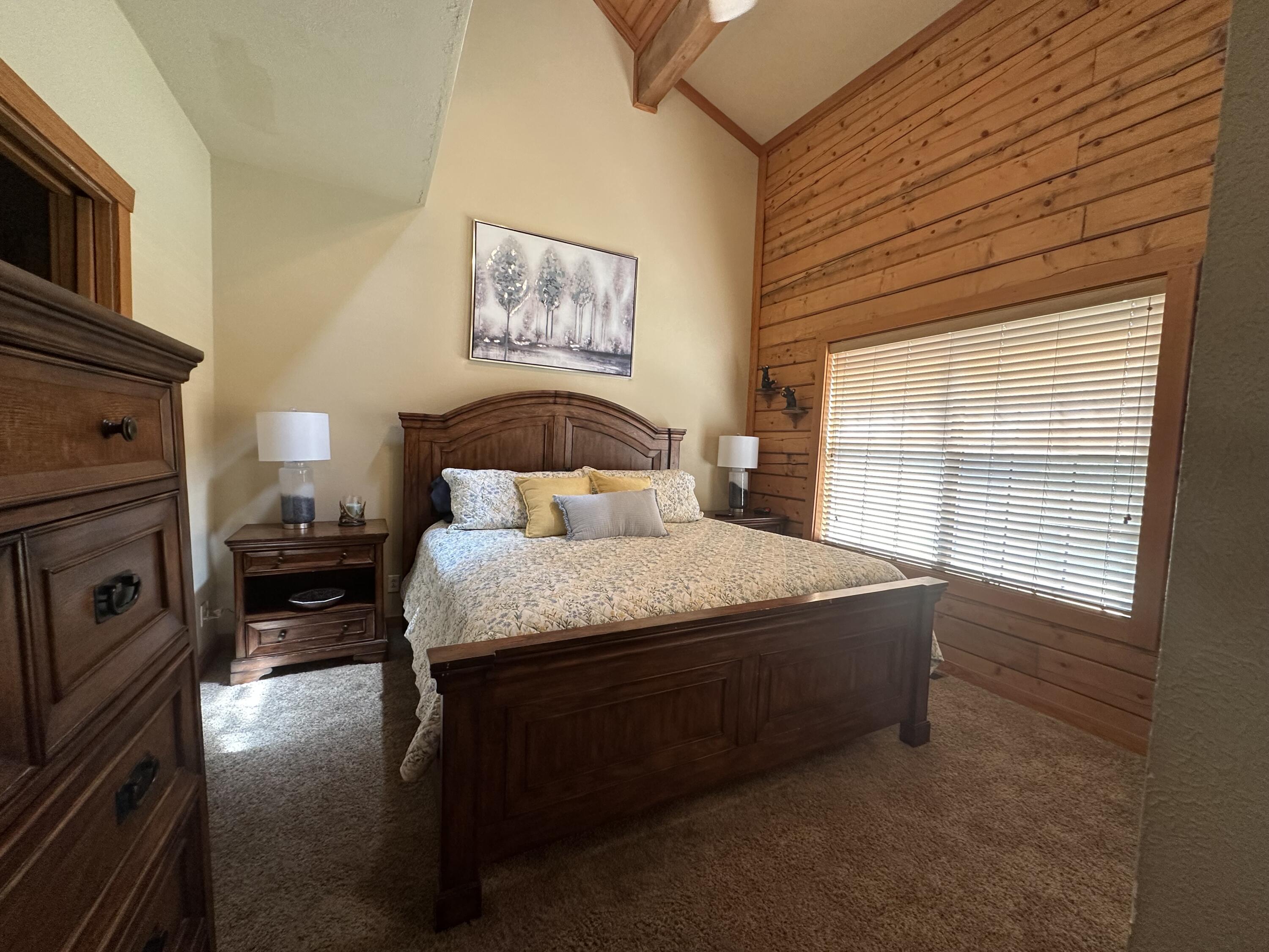 215 Oakridge Road Property Photo 14