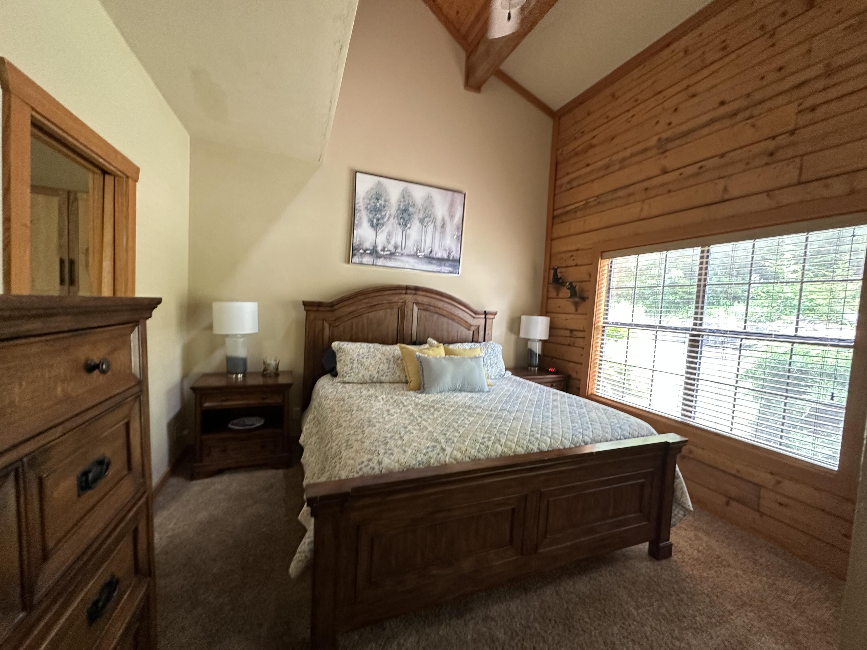 215 Oakridge Road Property Photo 14