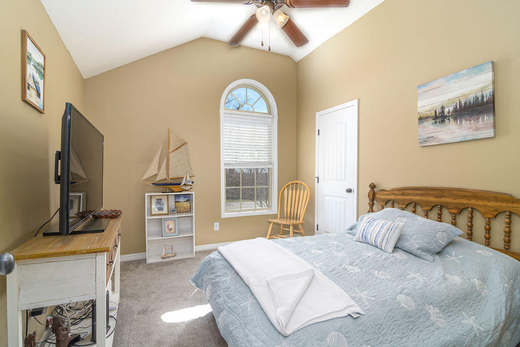 1405 Emory Creek Boulevard Property Photo 10