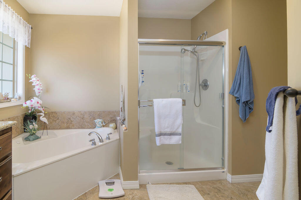 1405 Emory Creek Boulevard Property Photo 23