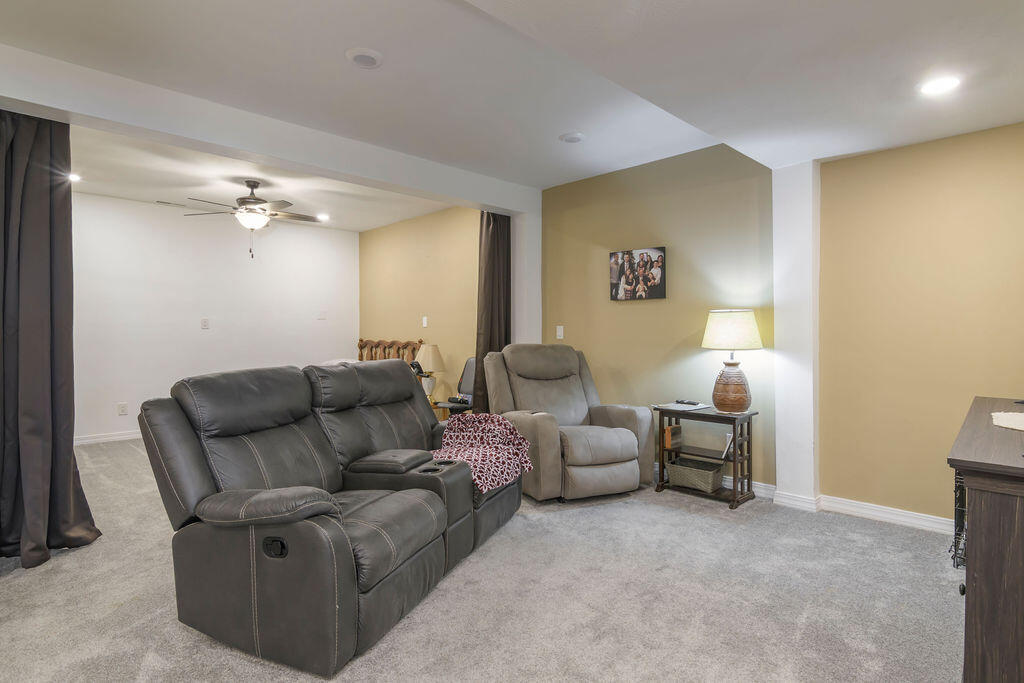 1405 Emory Creek Boulevard Property Photo 26