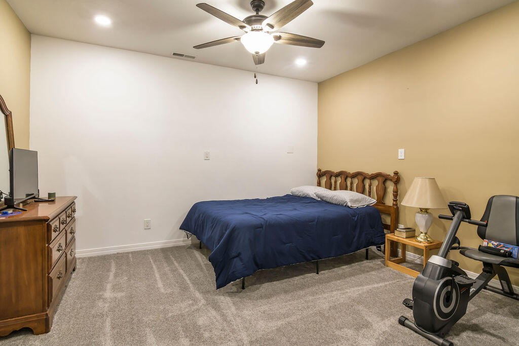 1405 Emory Creek Boulevard Property Photo 28