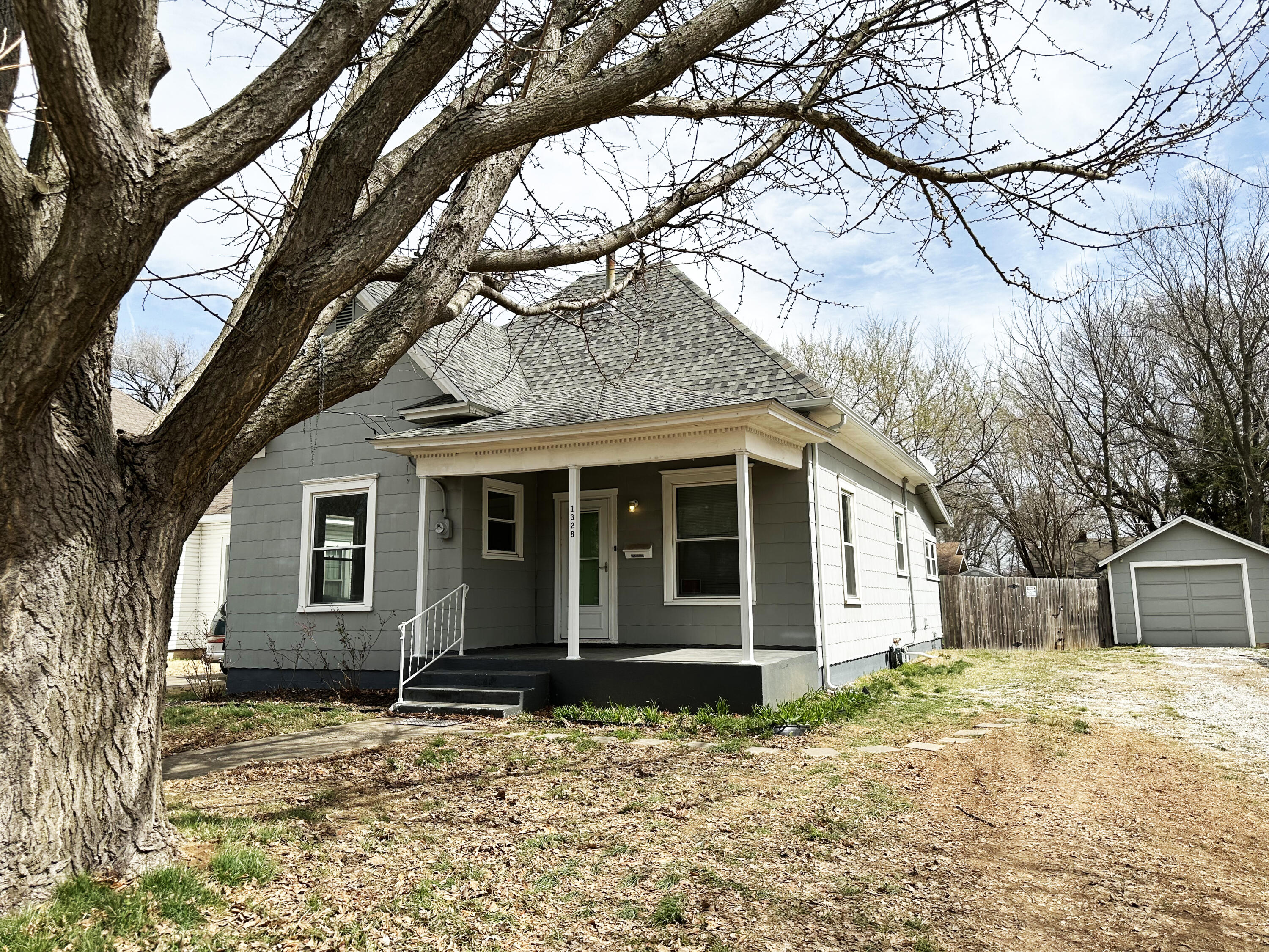 1328 North Concord Avenue Property Photo