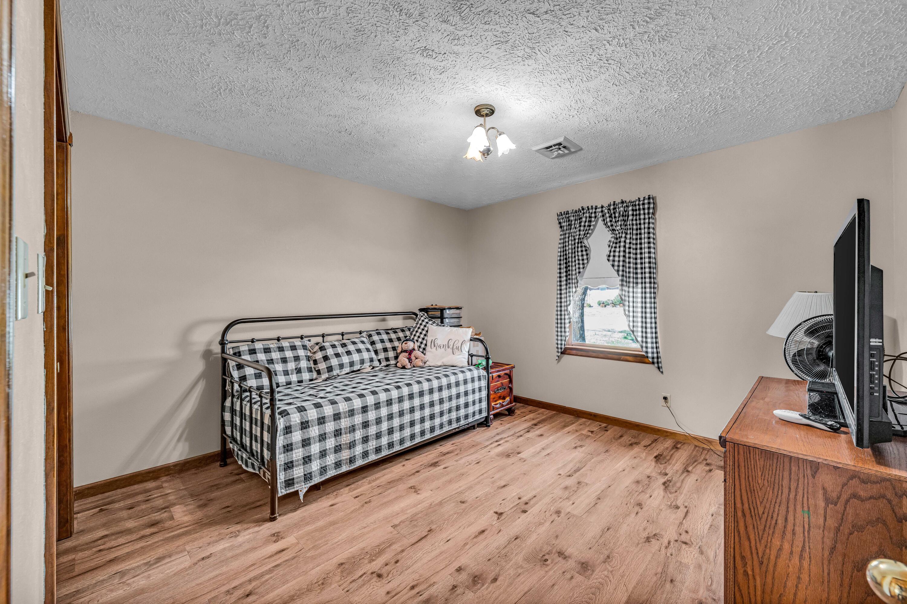 2818 Christie Drive Property Photo 30