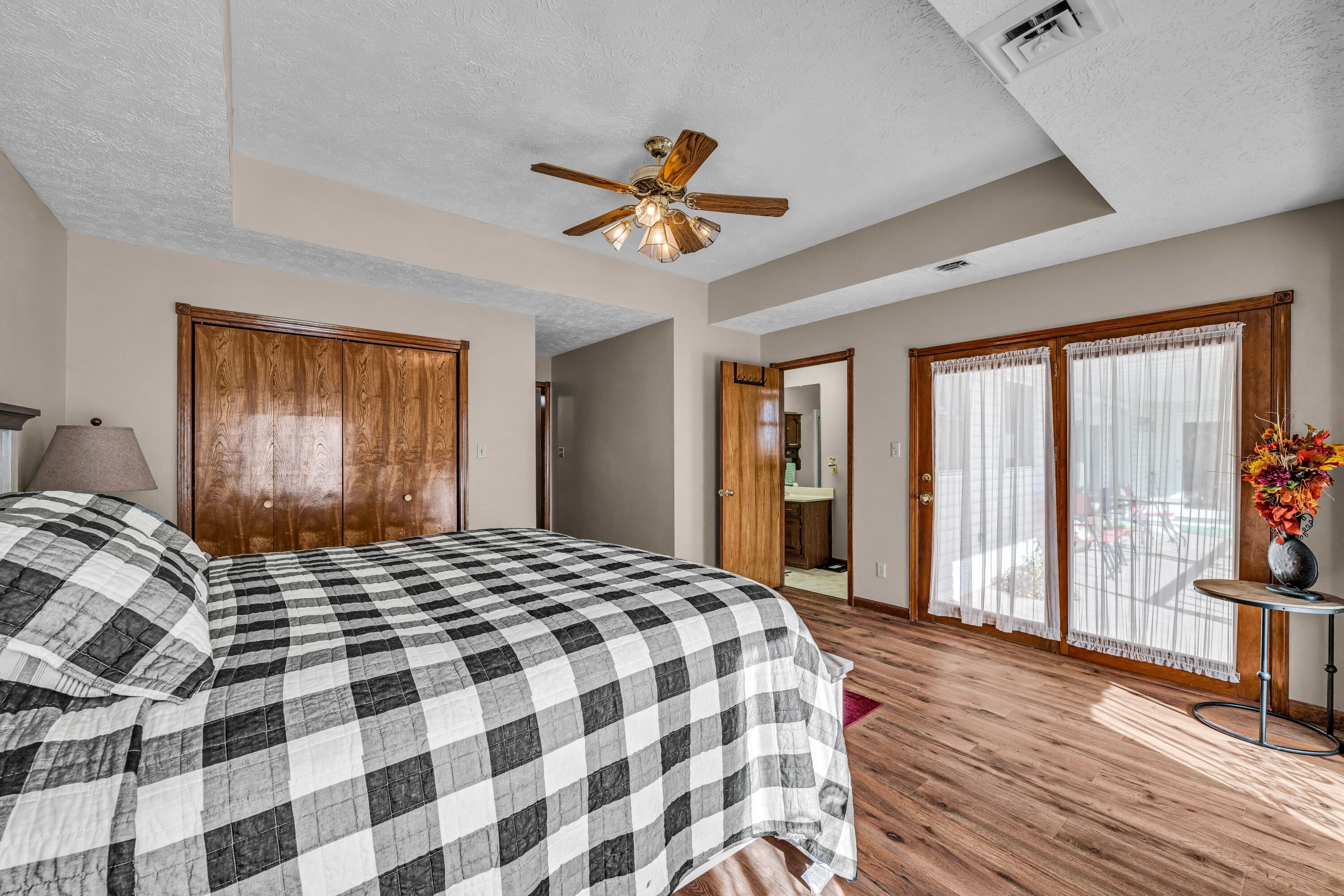 2818 Christie Drive Property Photo 32