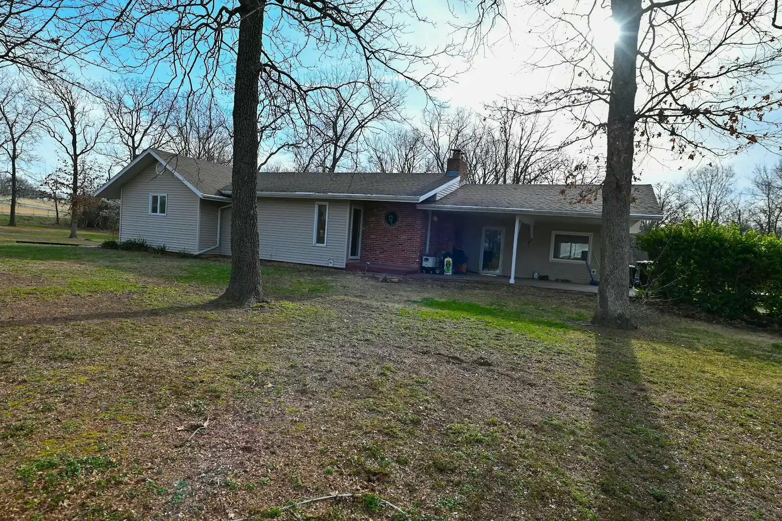 1305 South 145 Road Property Photo 2