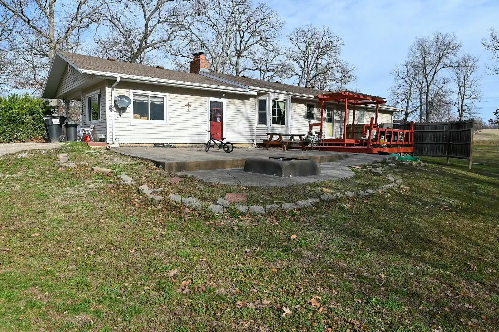 1305 South 145 Road Property Photo 7