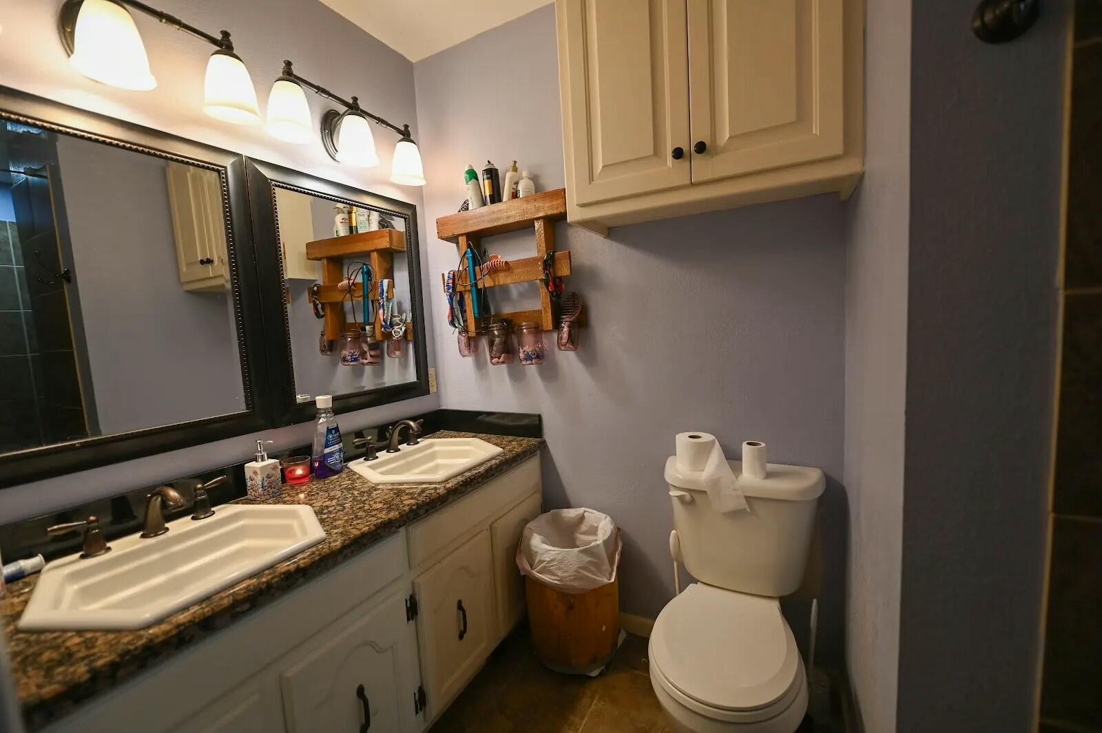 1305 South 145 Road Property Photo 16