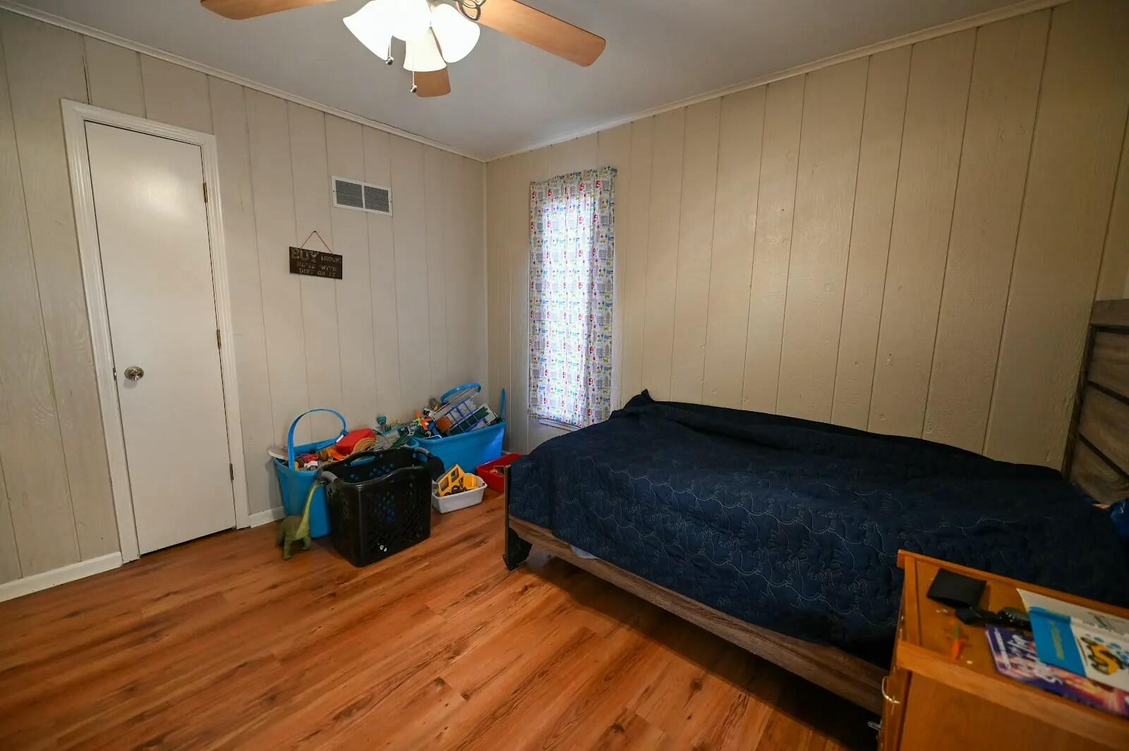 1305 South 145 Road Property Photo 22