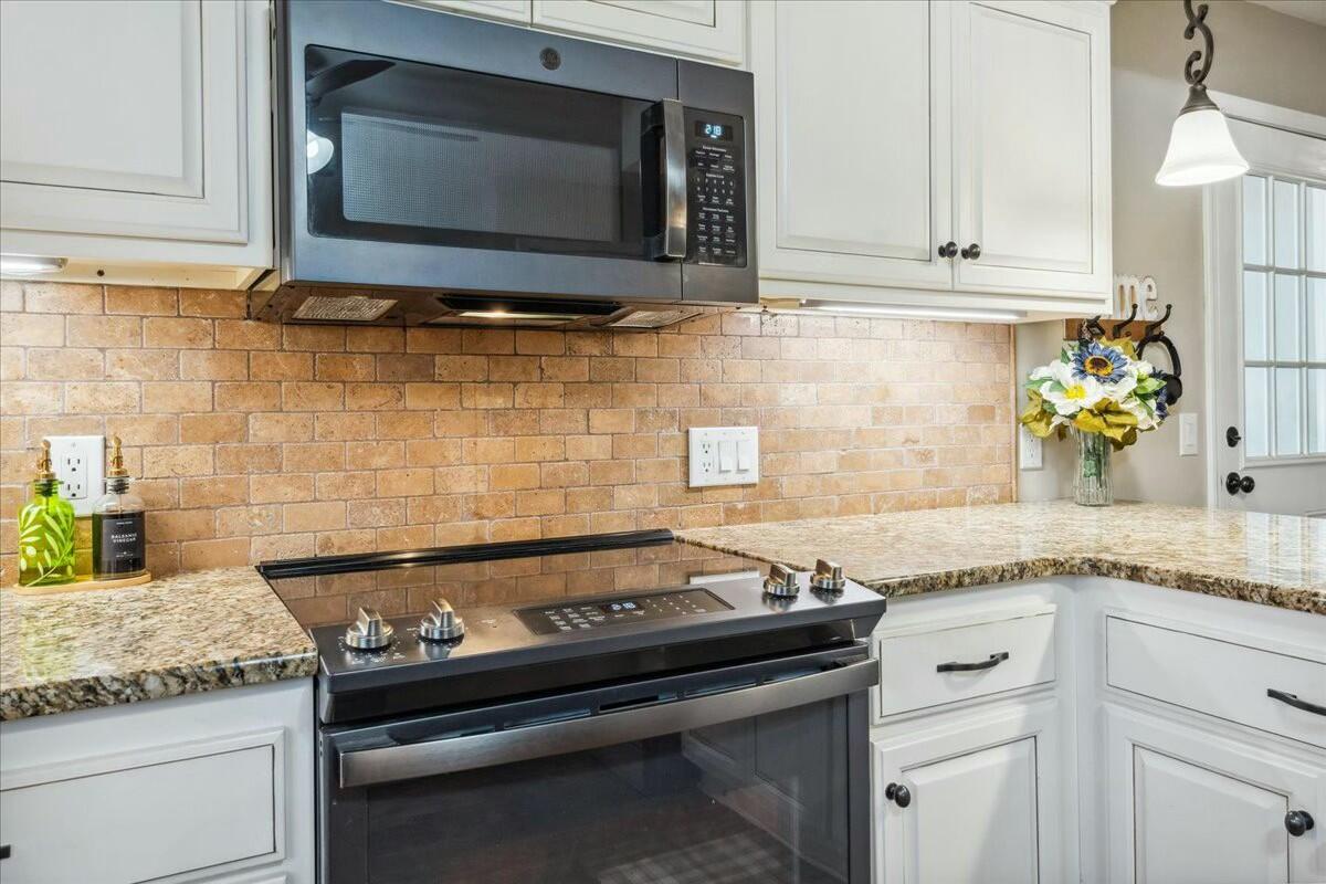 5610 South Farm Road 137 Property Photo 25