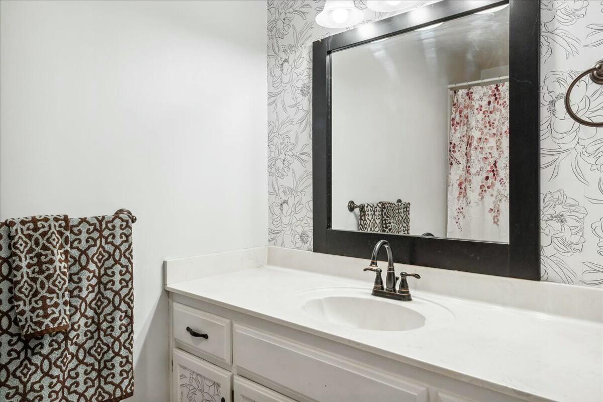 5610 South Farm Road 137 Property Photo 37