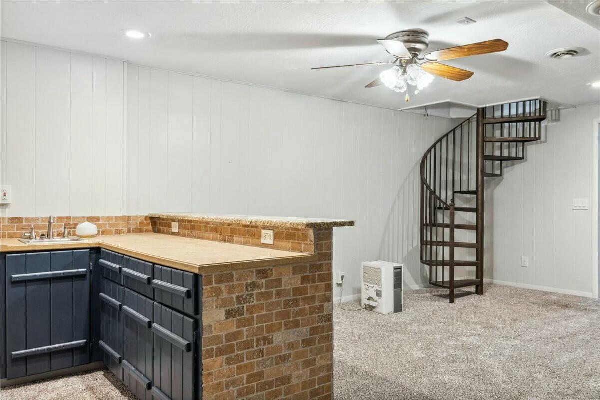 5610 South Farm Road 137 Property Photo 51