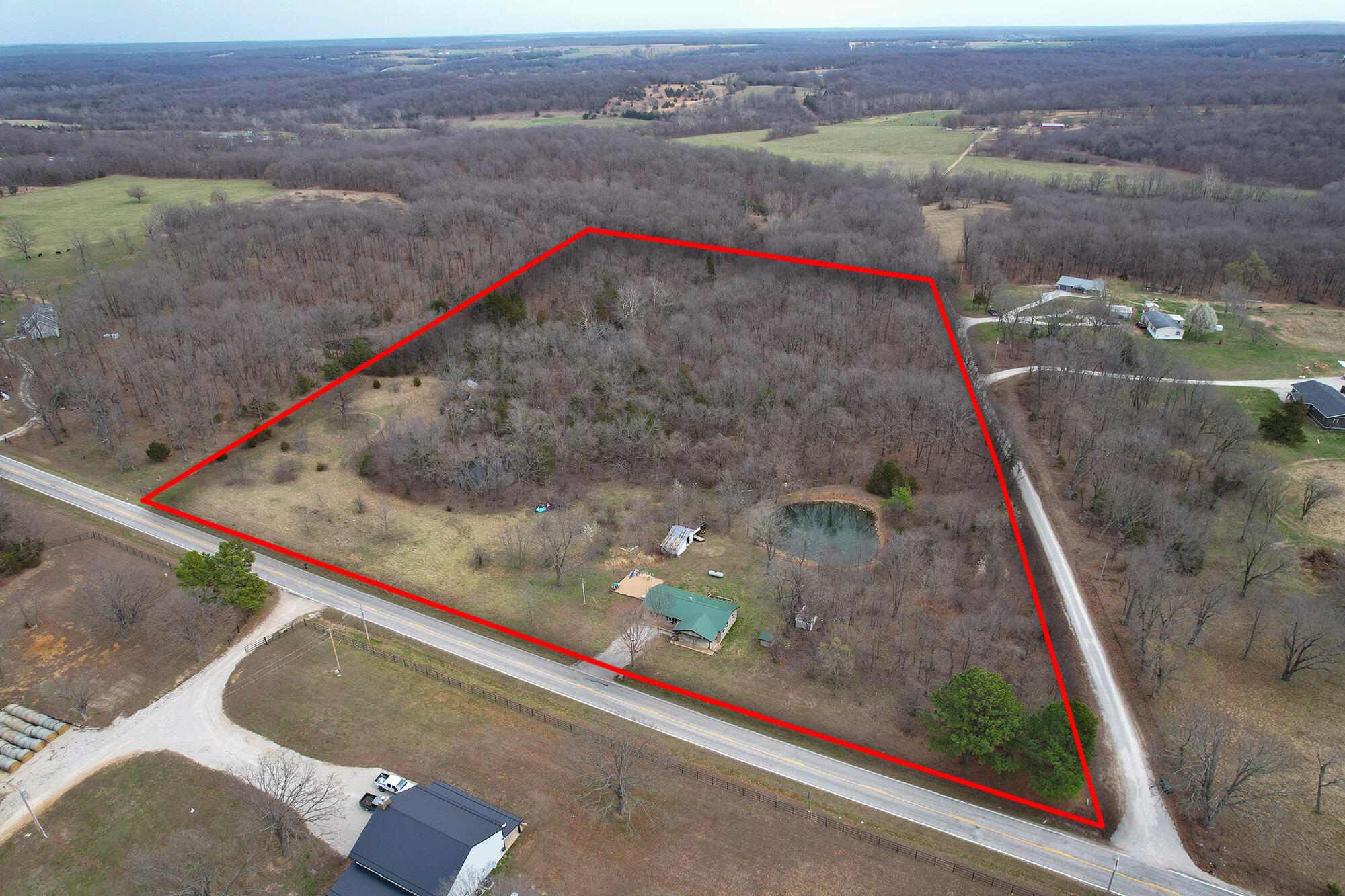 371 State Road F Property Photo 4