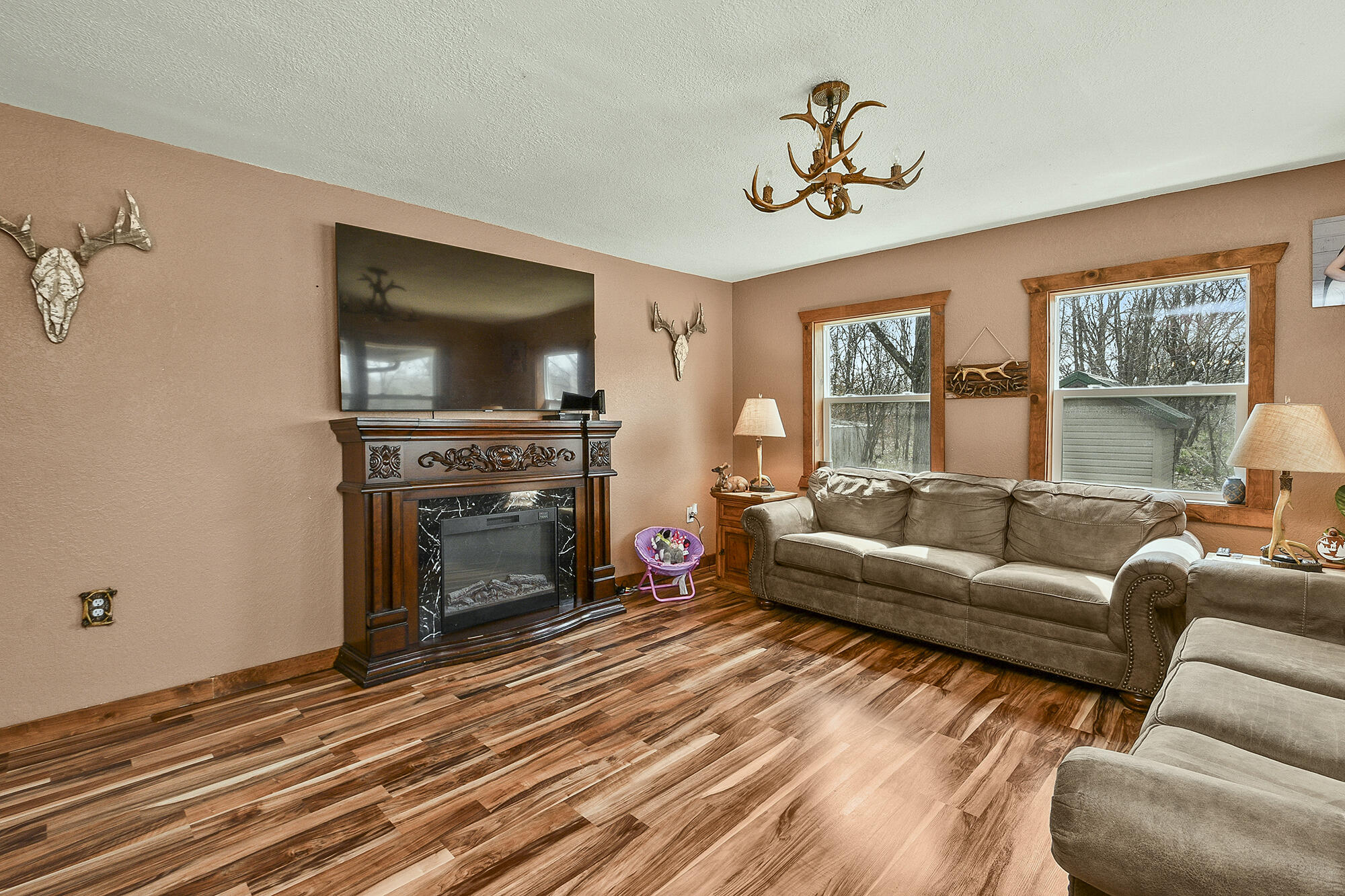 371 State Road F Property Photo 12