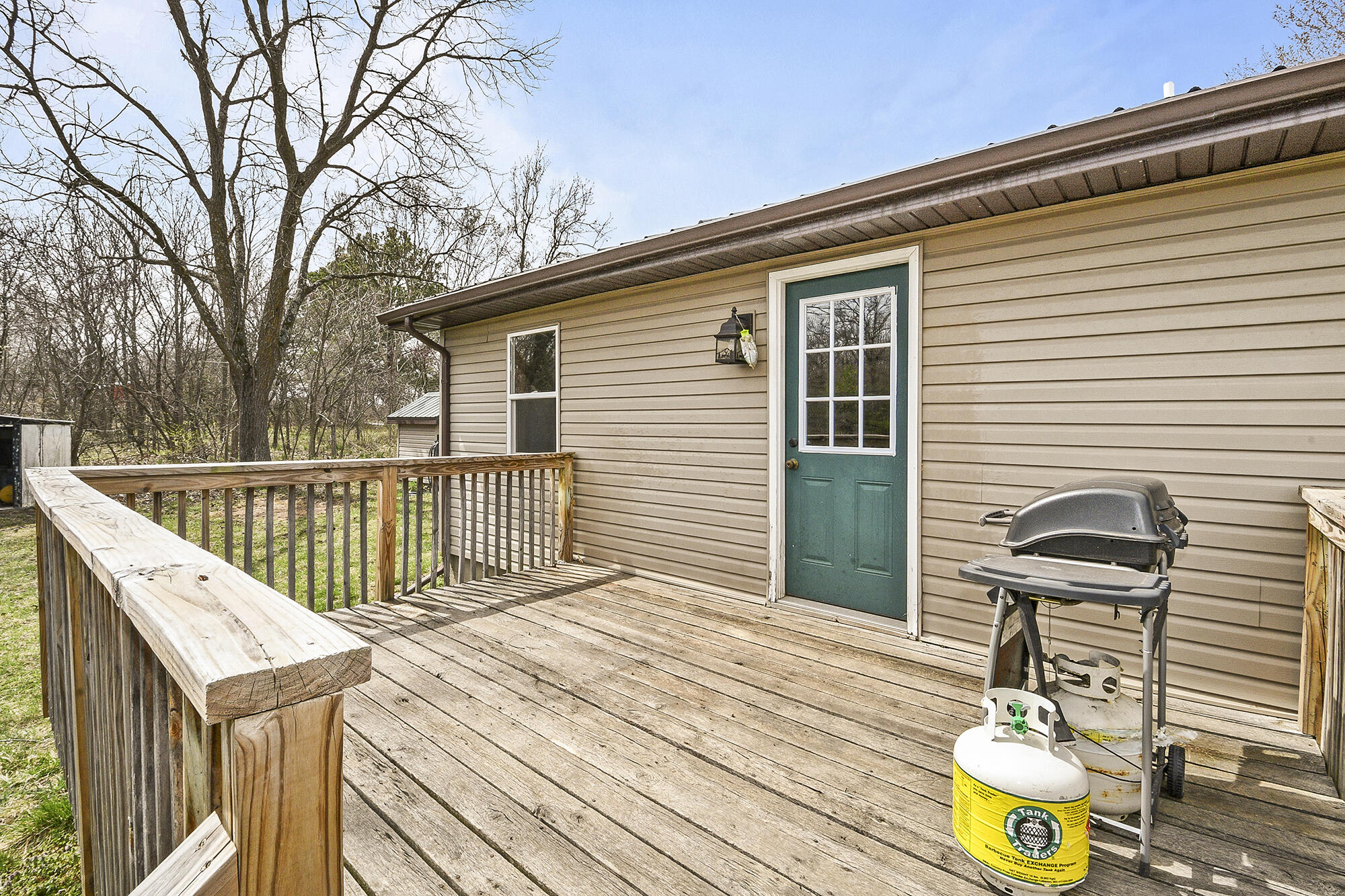 371 State Road F Property Photo 40