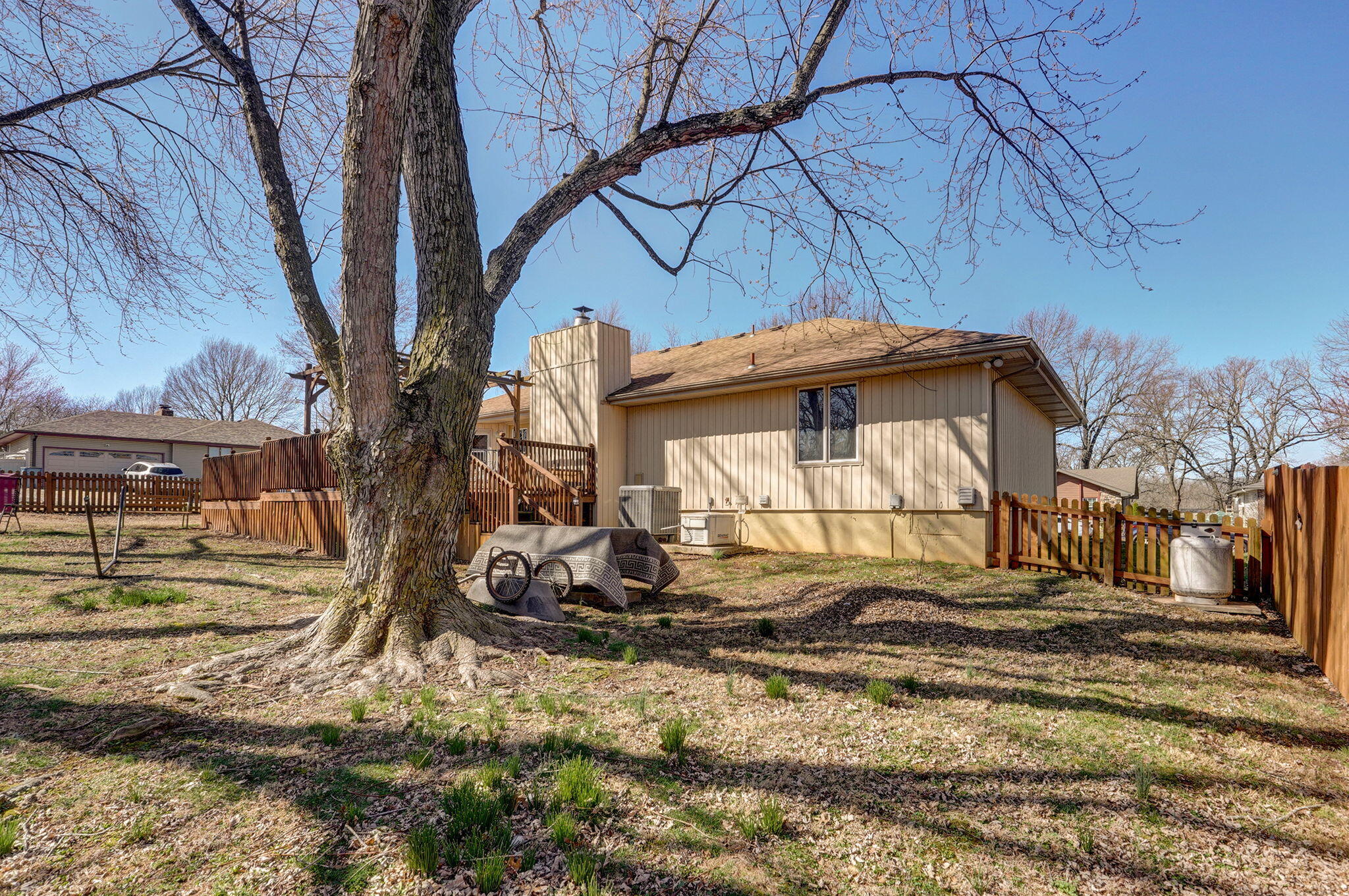 4832 South Louise Road Property Photo 40