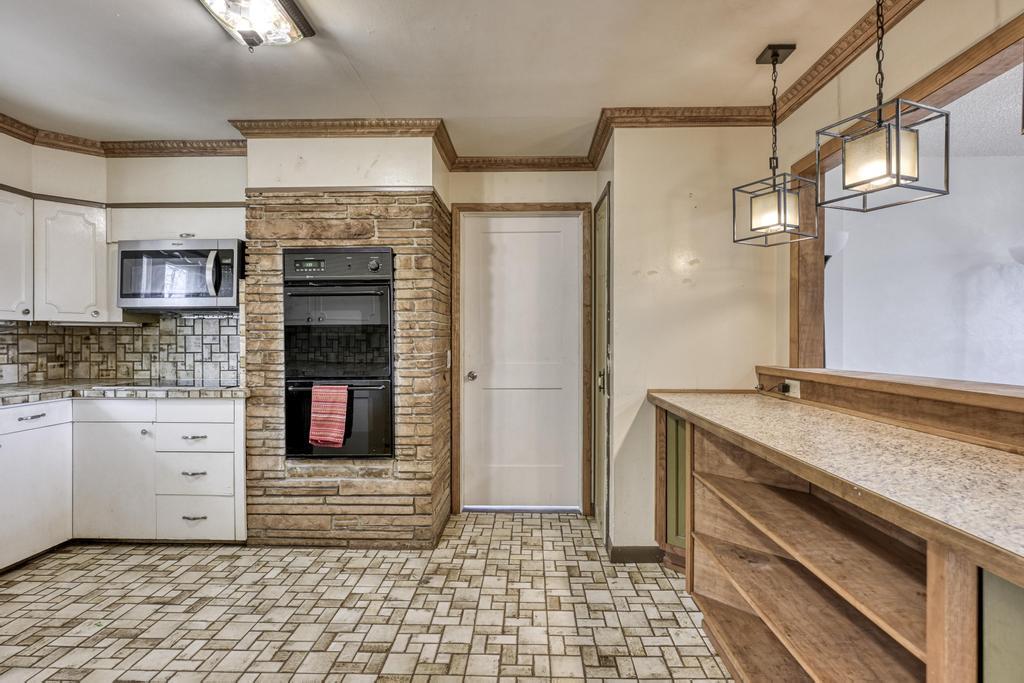 710 Chippewa Street Property Photo 5