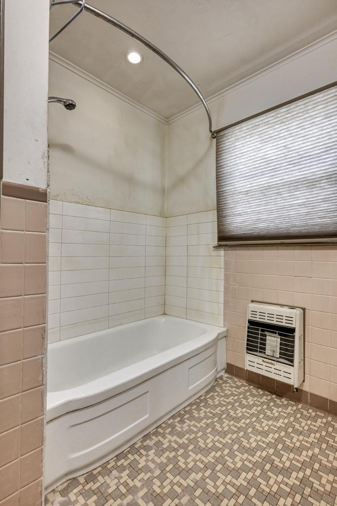 710 Chippewa Street Property Photo 15