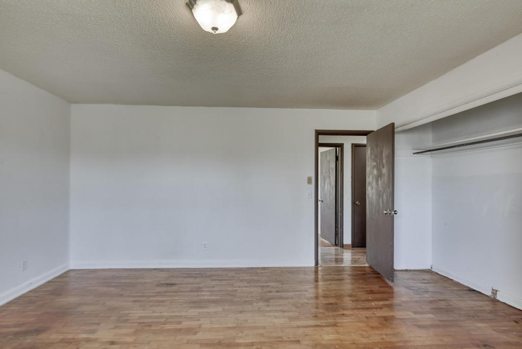 710 Chippewa Street Property Photo 22