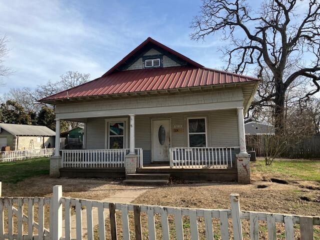 2502 East Vandalia Street Property Photo