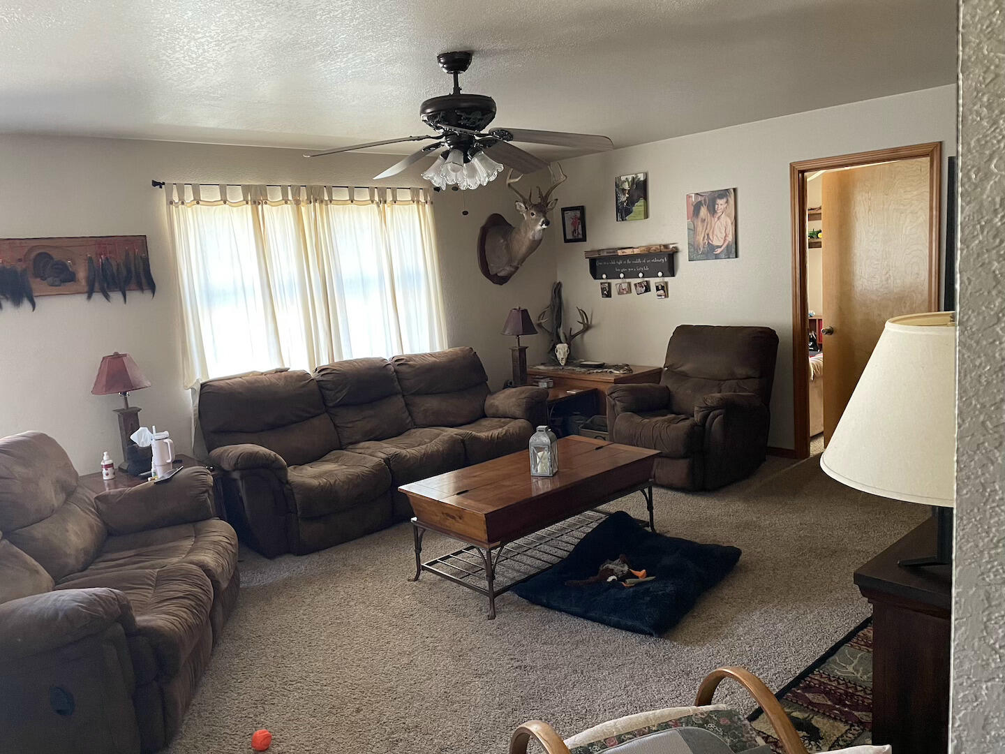 22177 Midvale Road Property Photo 10