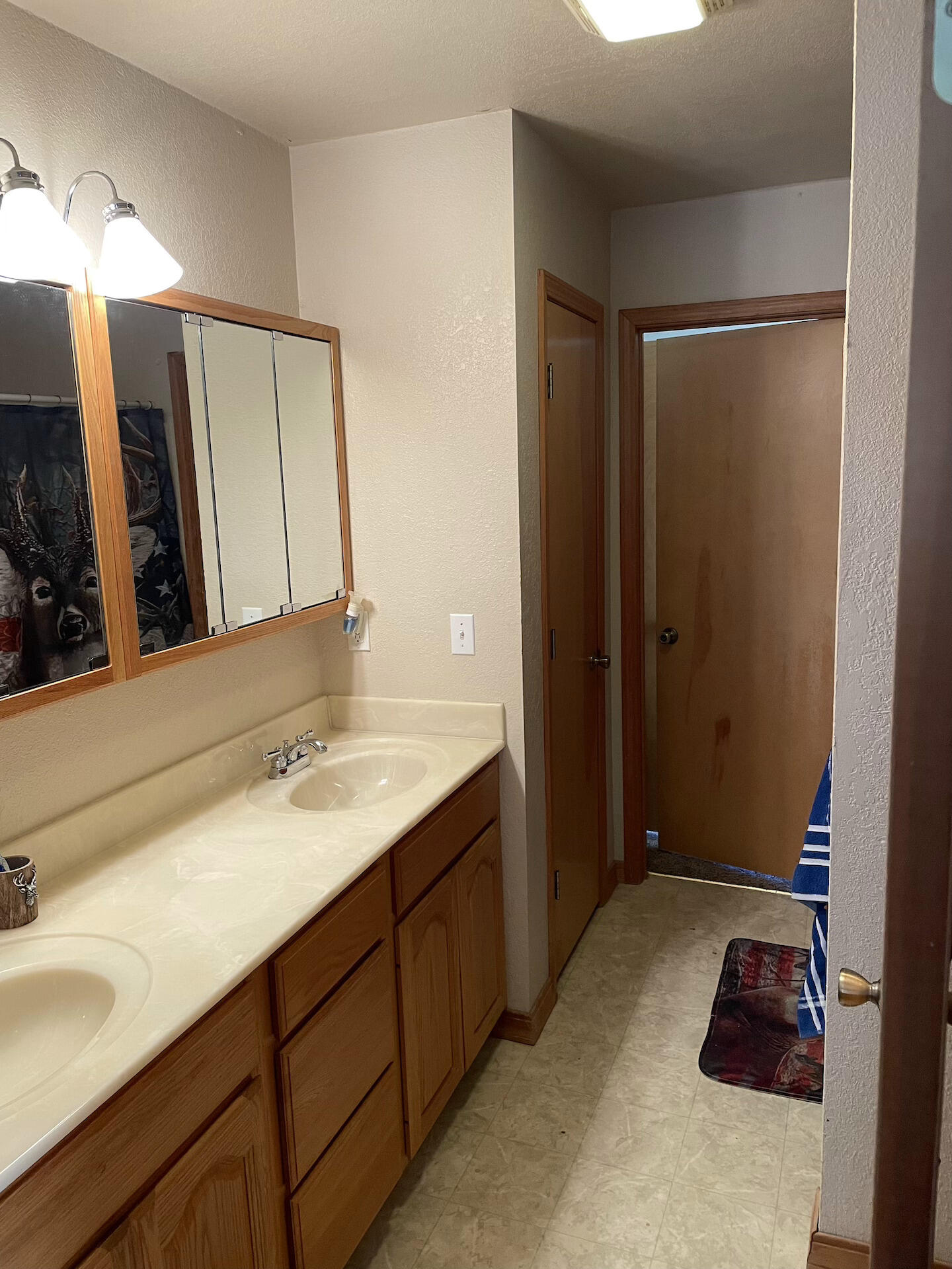 22177 Midvale Road Property Photo 15