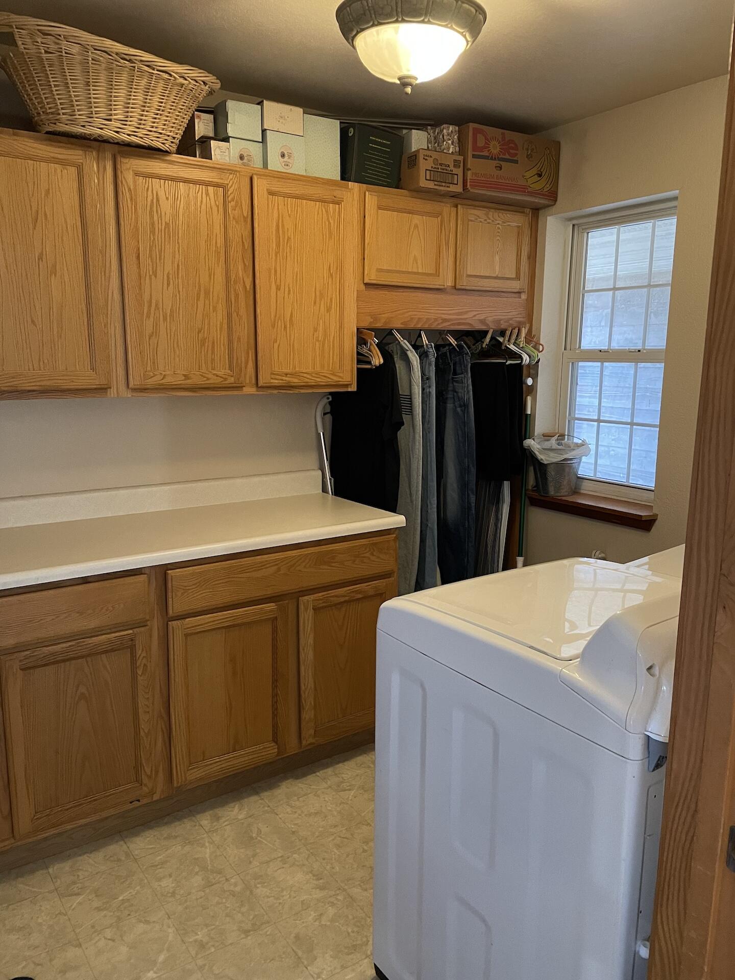 22177 Midvale Road Property Photo 22