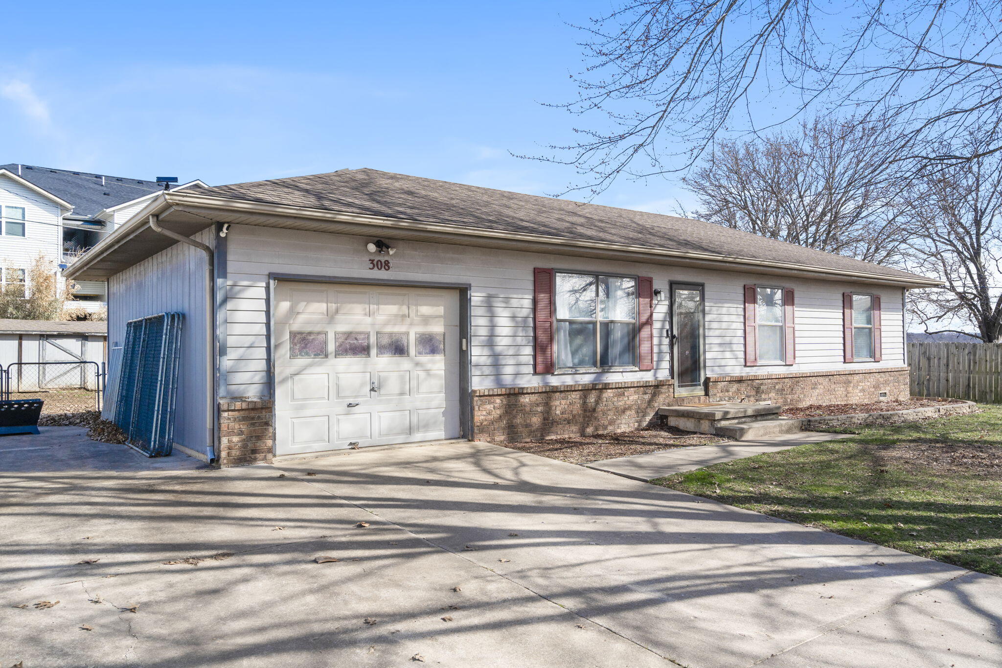 308 Hannah Drive Property Photo 2