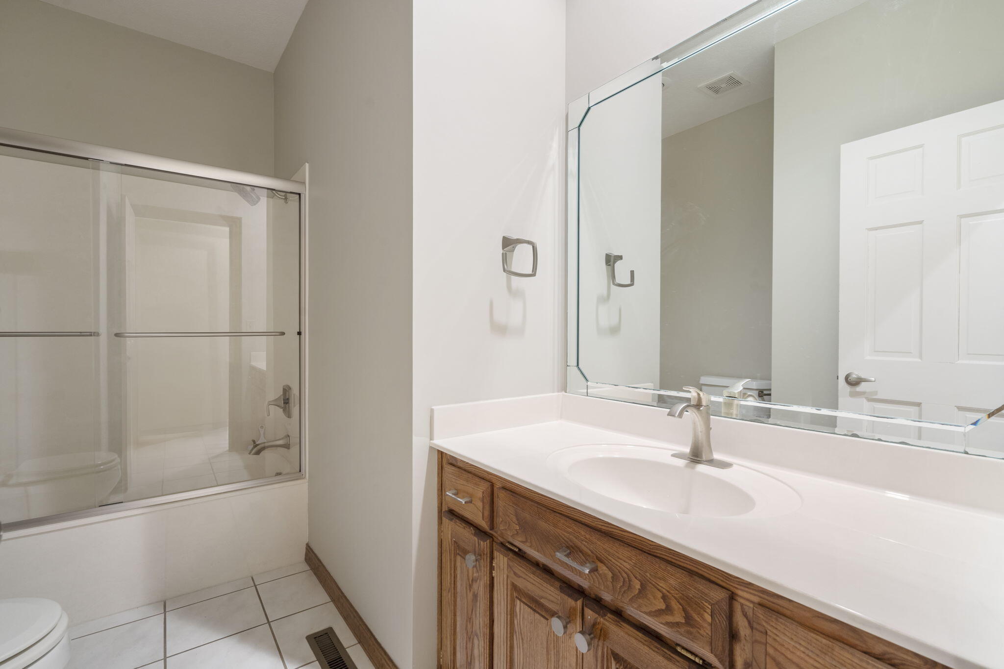4228 Greenbriar Drive Property Photo 24