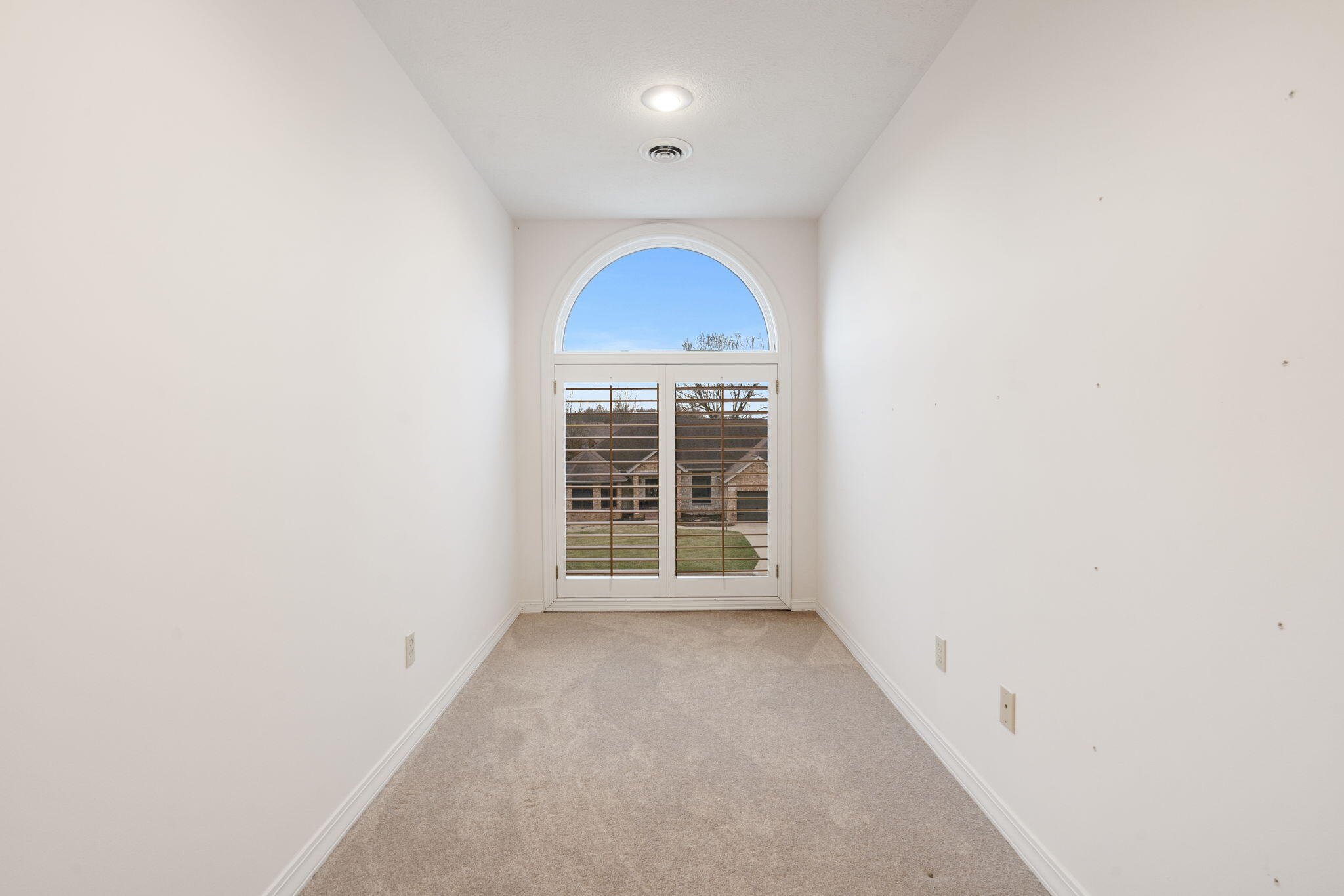 4228 Greenbriar Drive Property Photo 31
