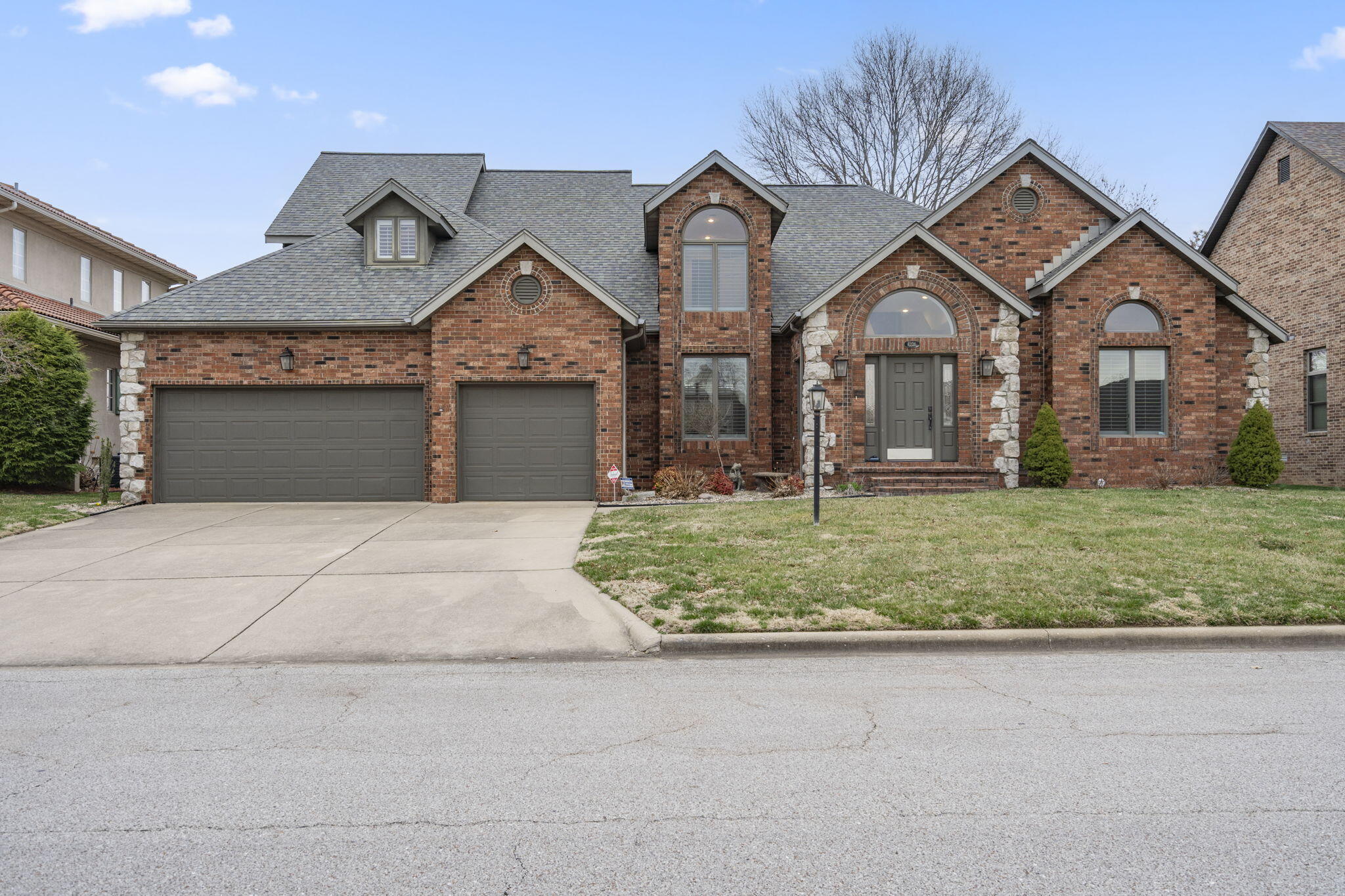 4228 Greenbriar Drive Property Photo 41