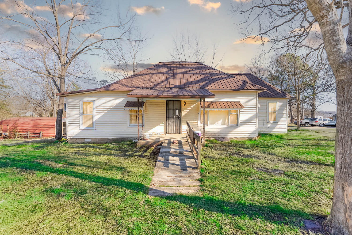 626 Vine Street Property Photo