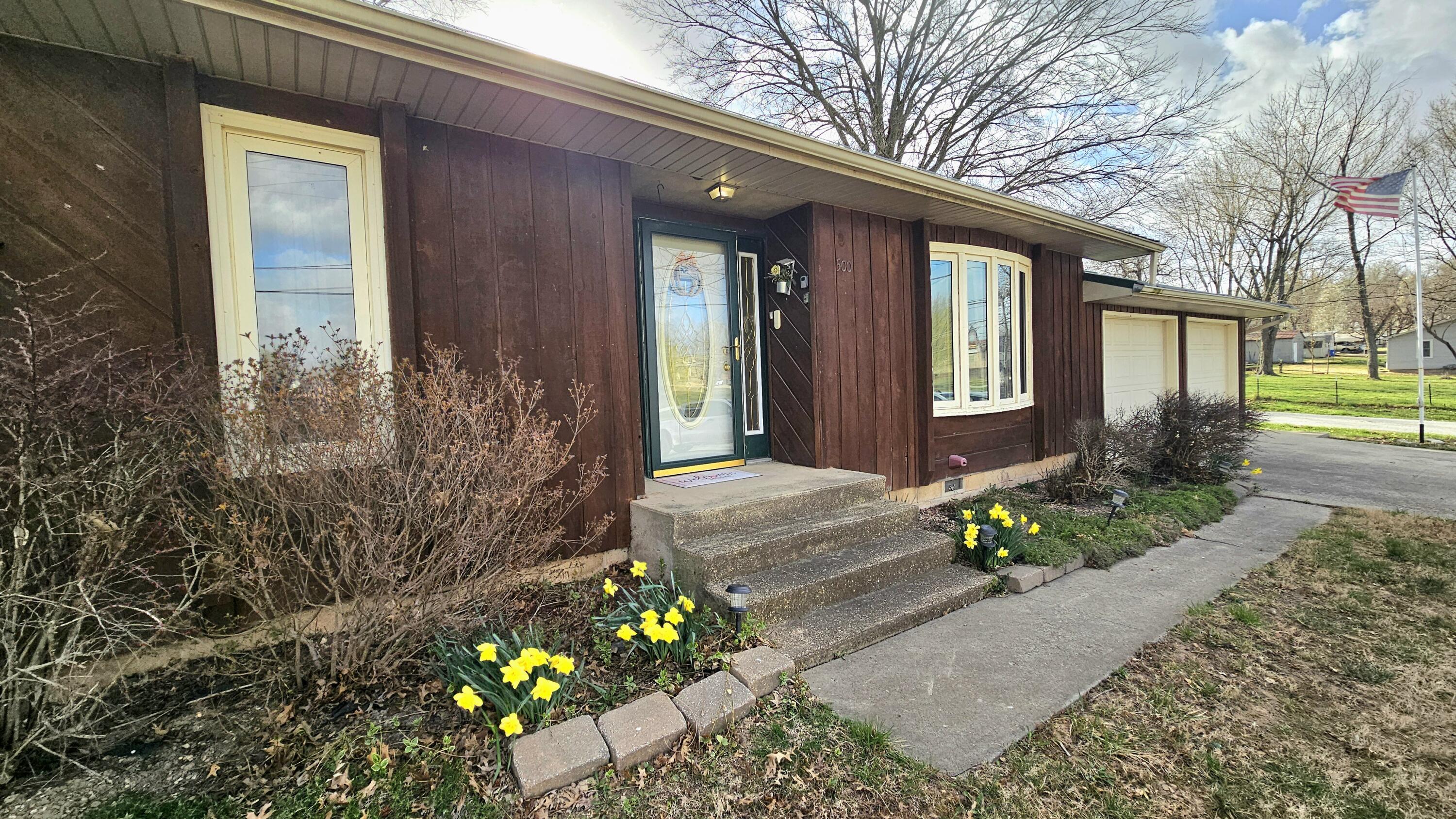 500 N Broad Avenue Property Photo 3