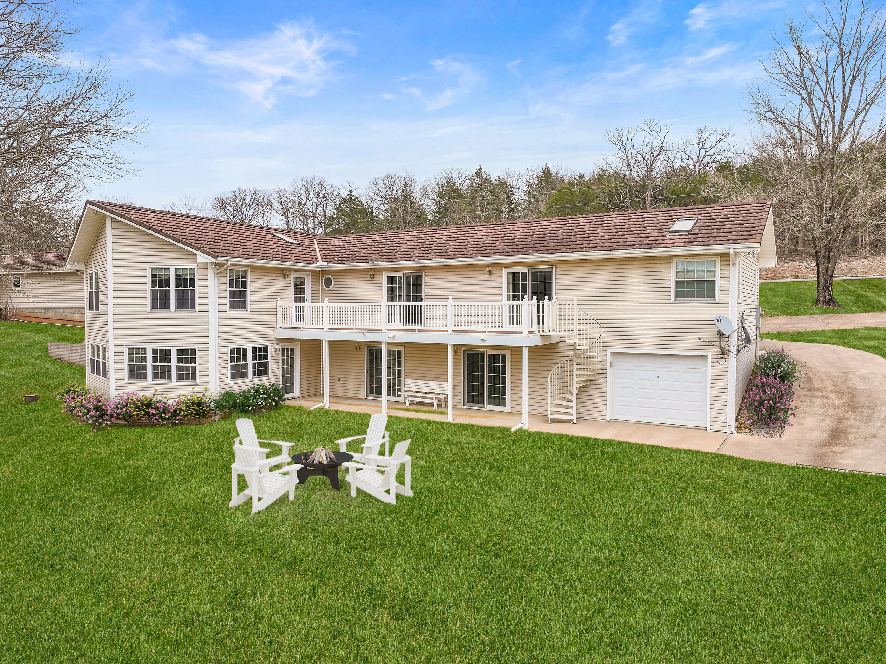 26071 South Royal Point Drive Property Photo 6