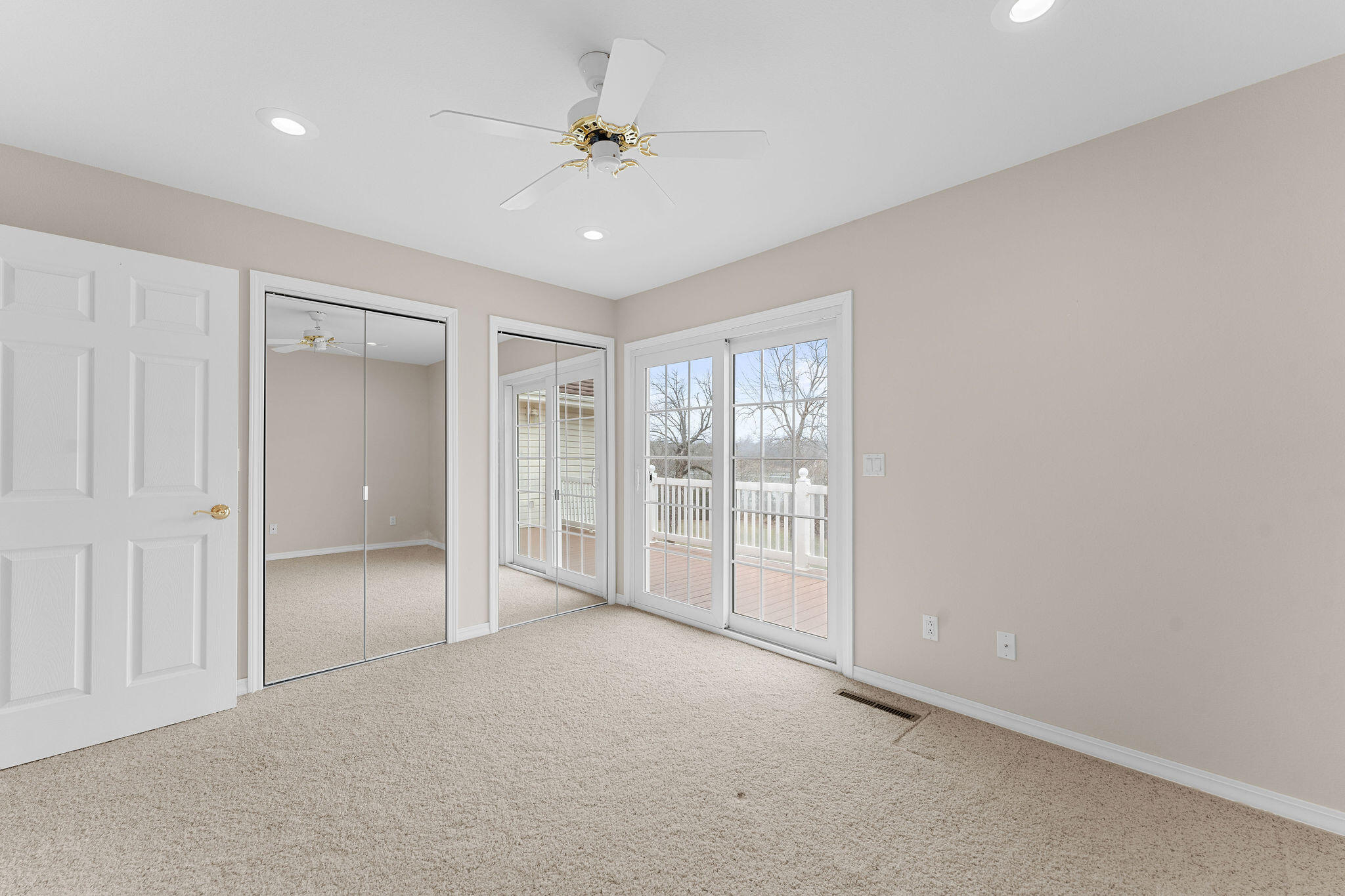 26071 South Royal Point Drive Property Photo 16