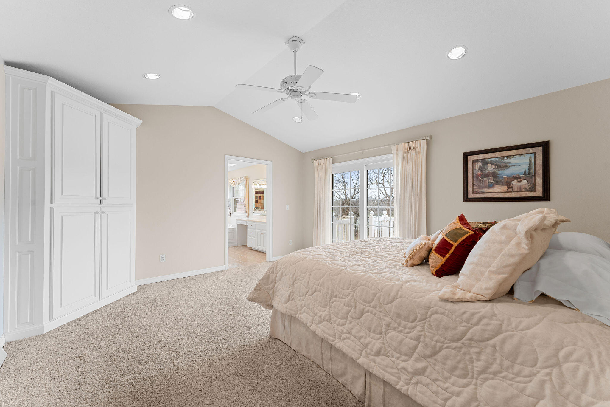 26071 South Royal Point Drive Property Photo 17