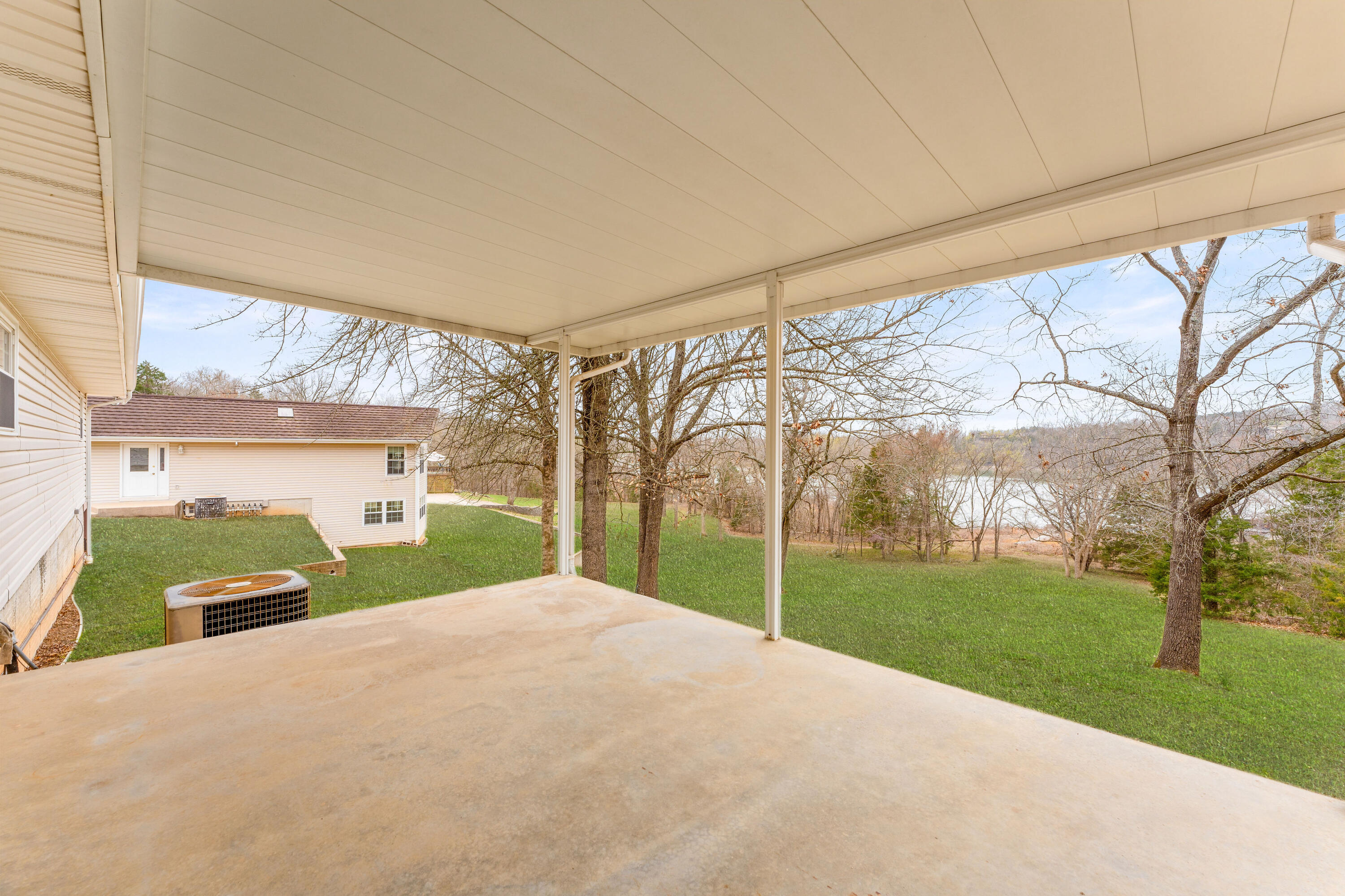 26071 South Royal Point Drive Property Photo 35